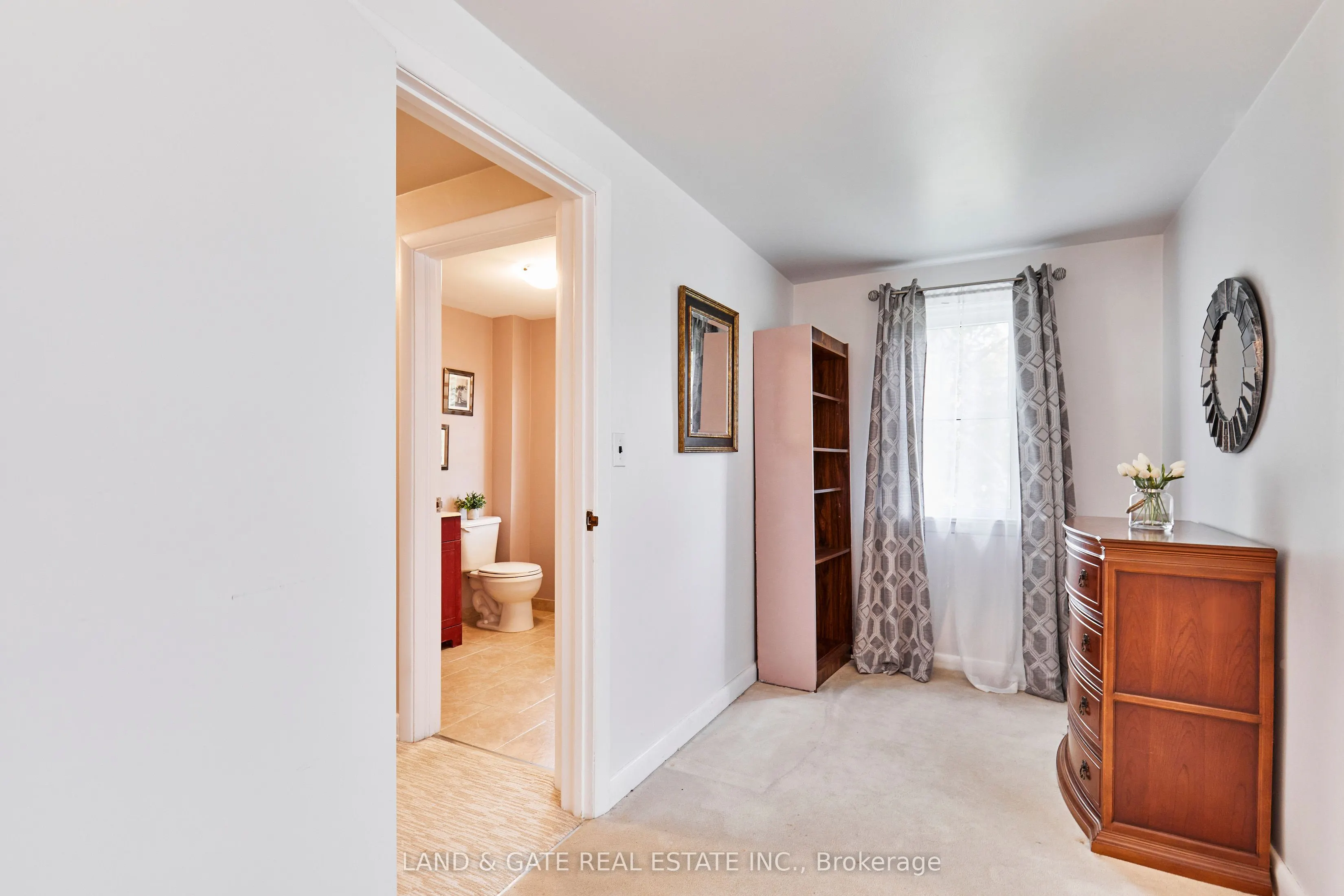 854 Regent Drive