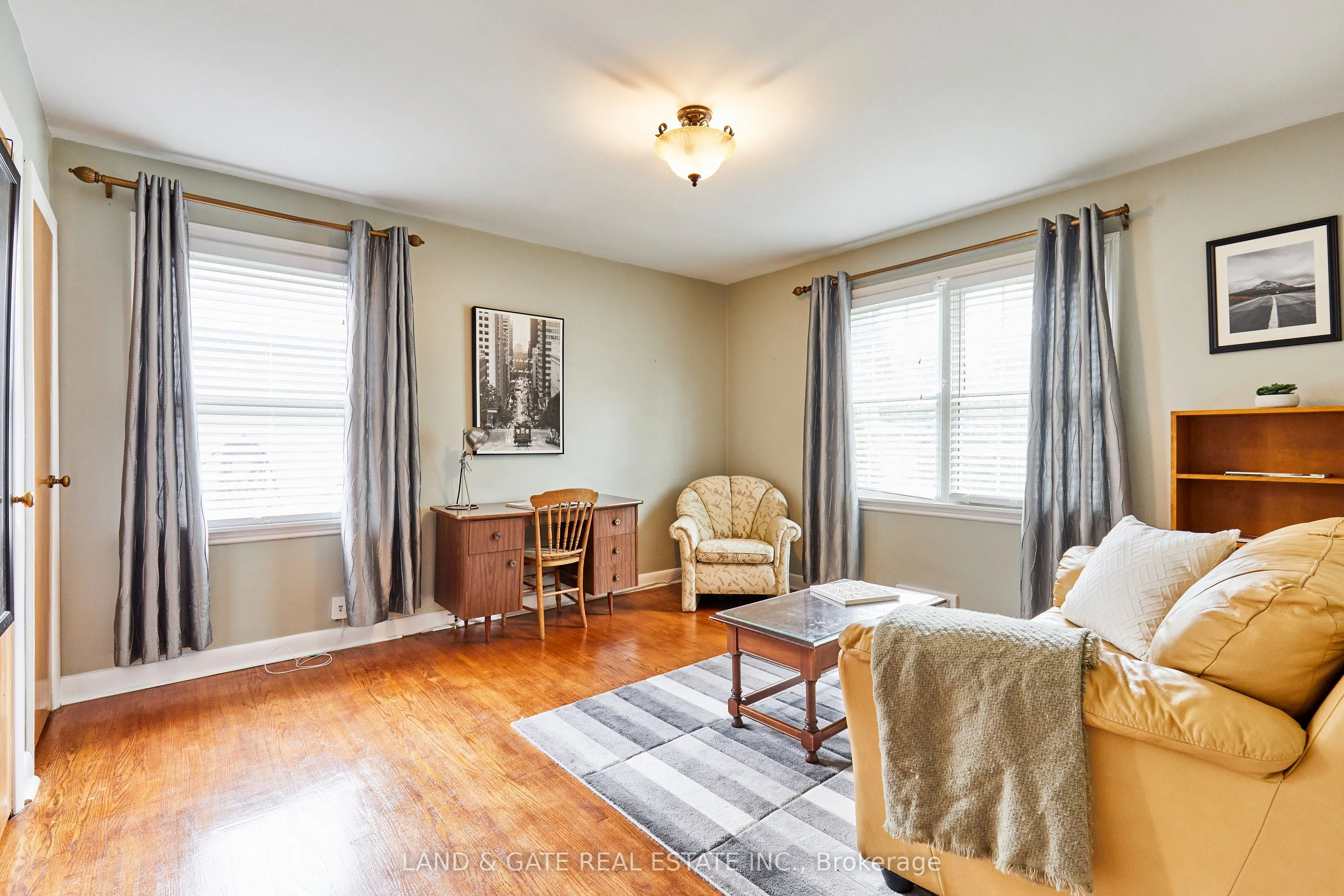 854 Regent Drive