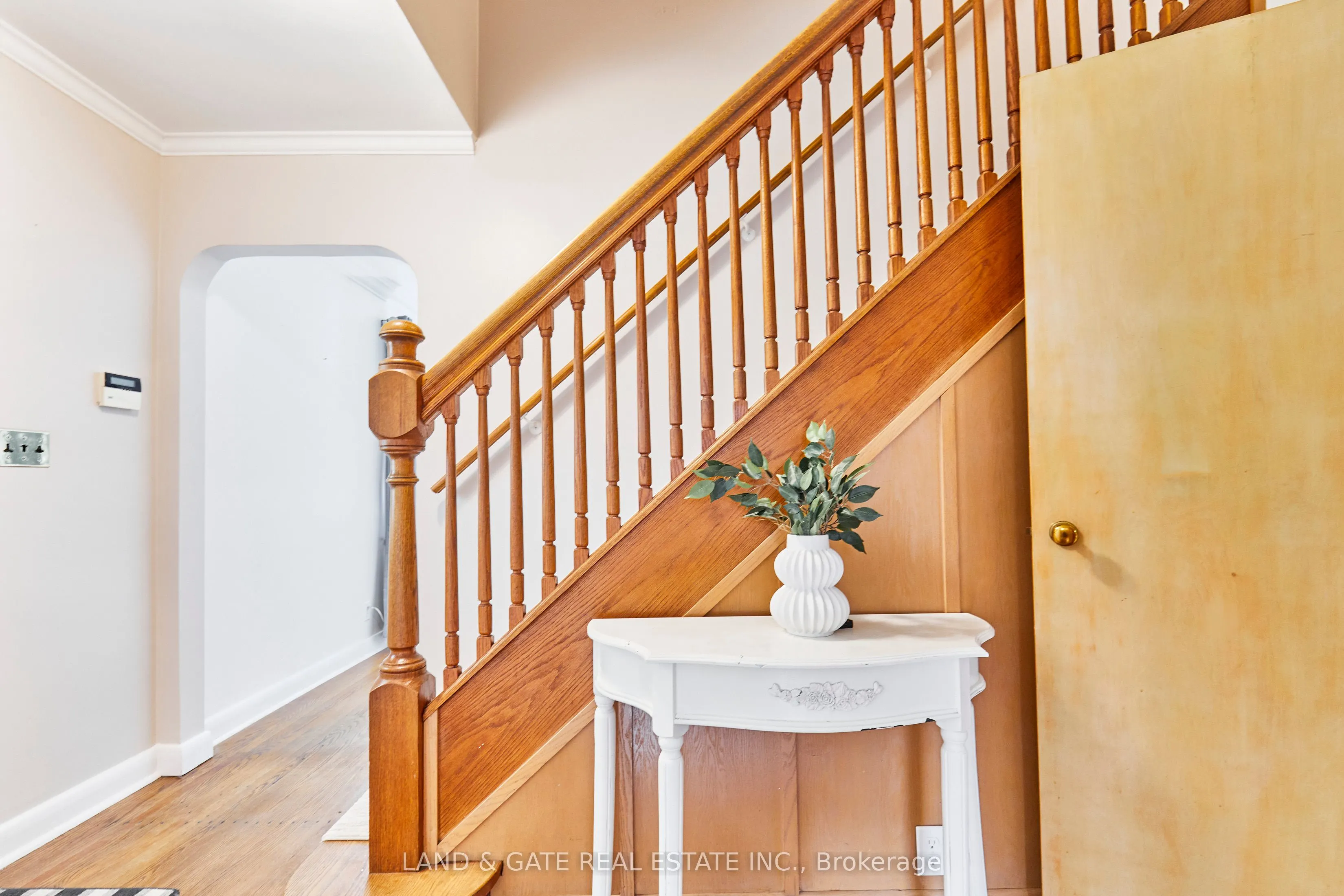 854 Regent Drive
