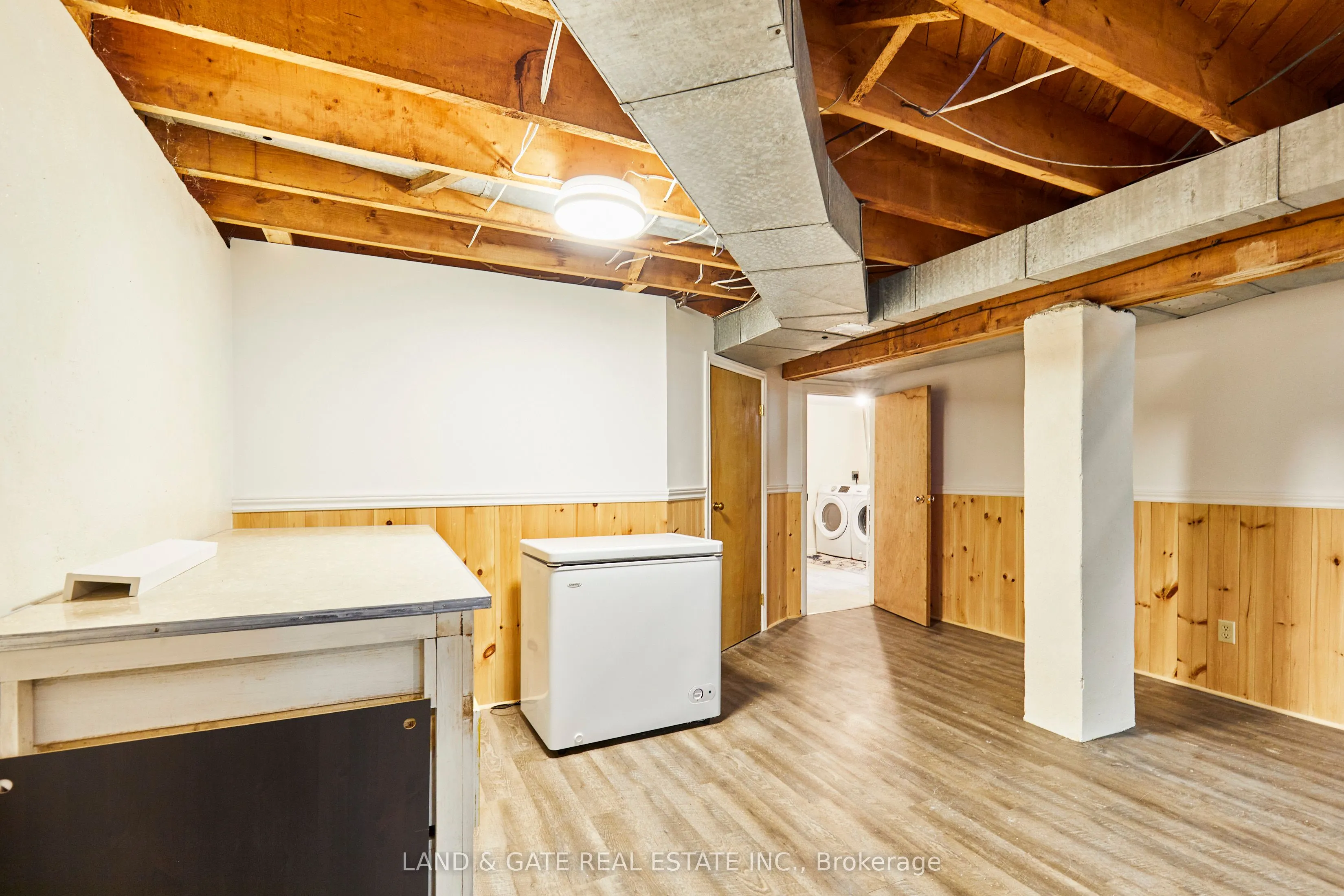854 Regent Drive