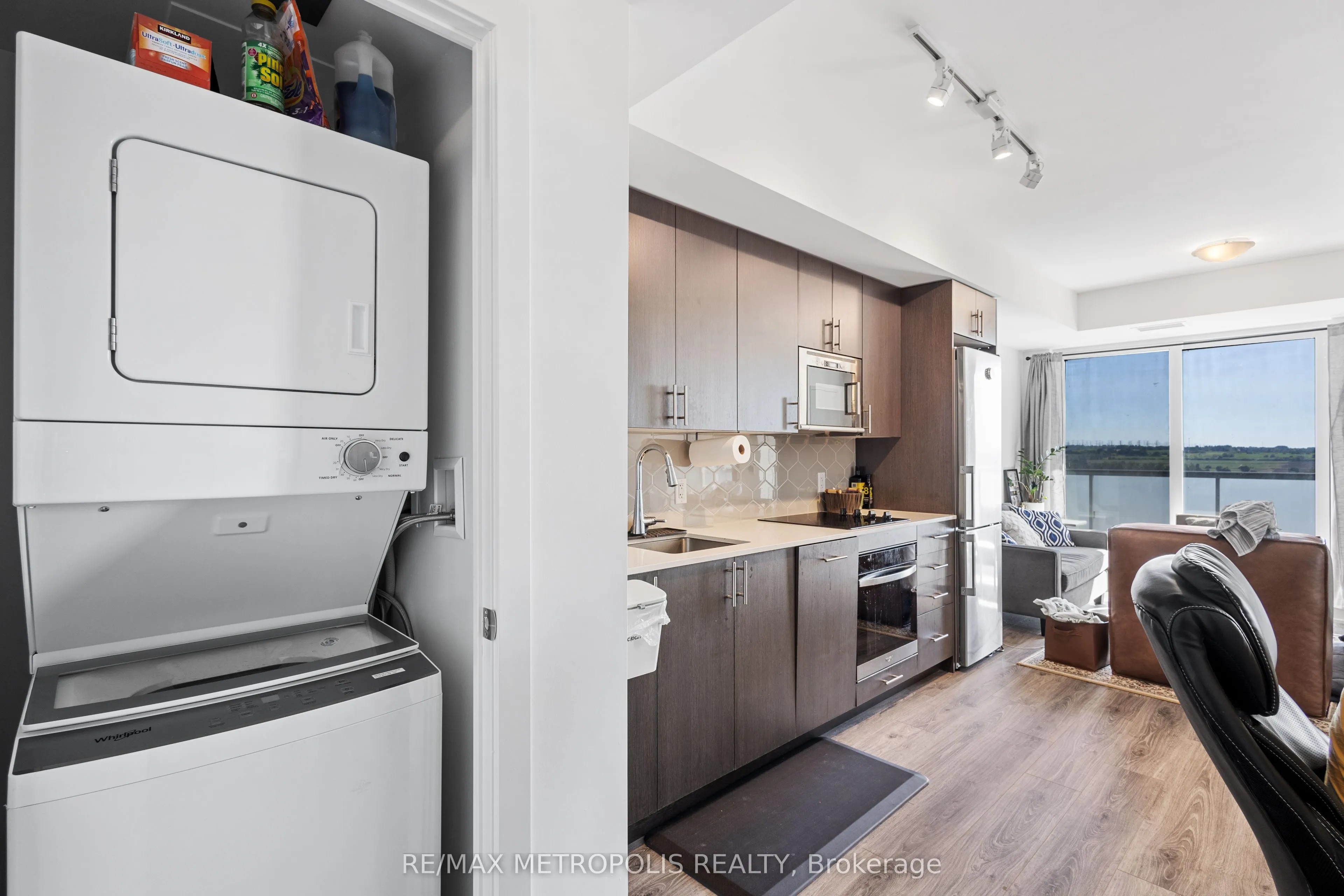 2545 Simcoe Street N, #1419