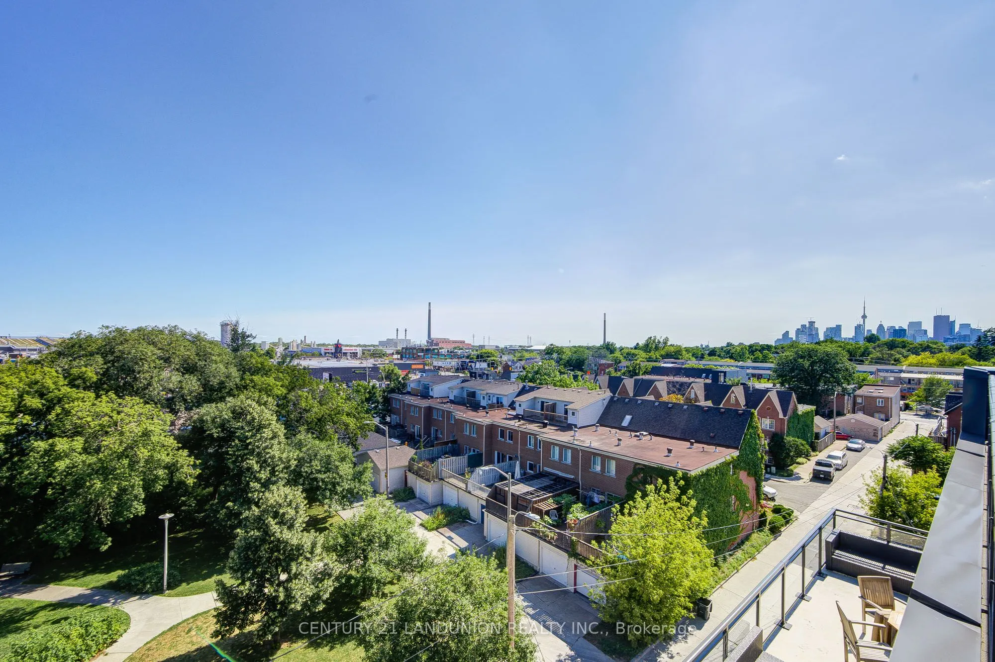 1285 Queen Street E, #102