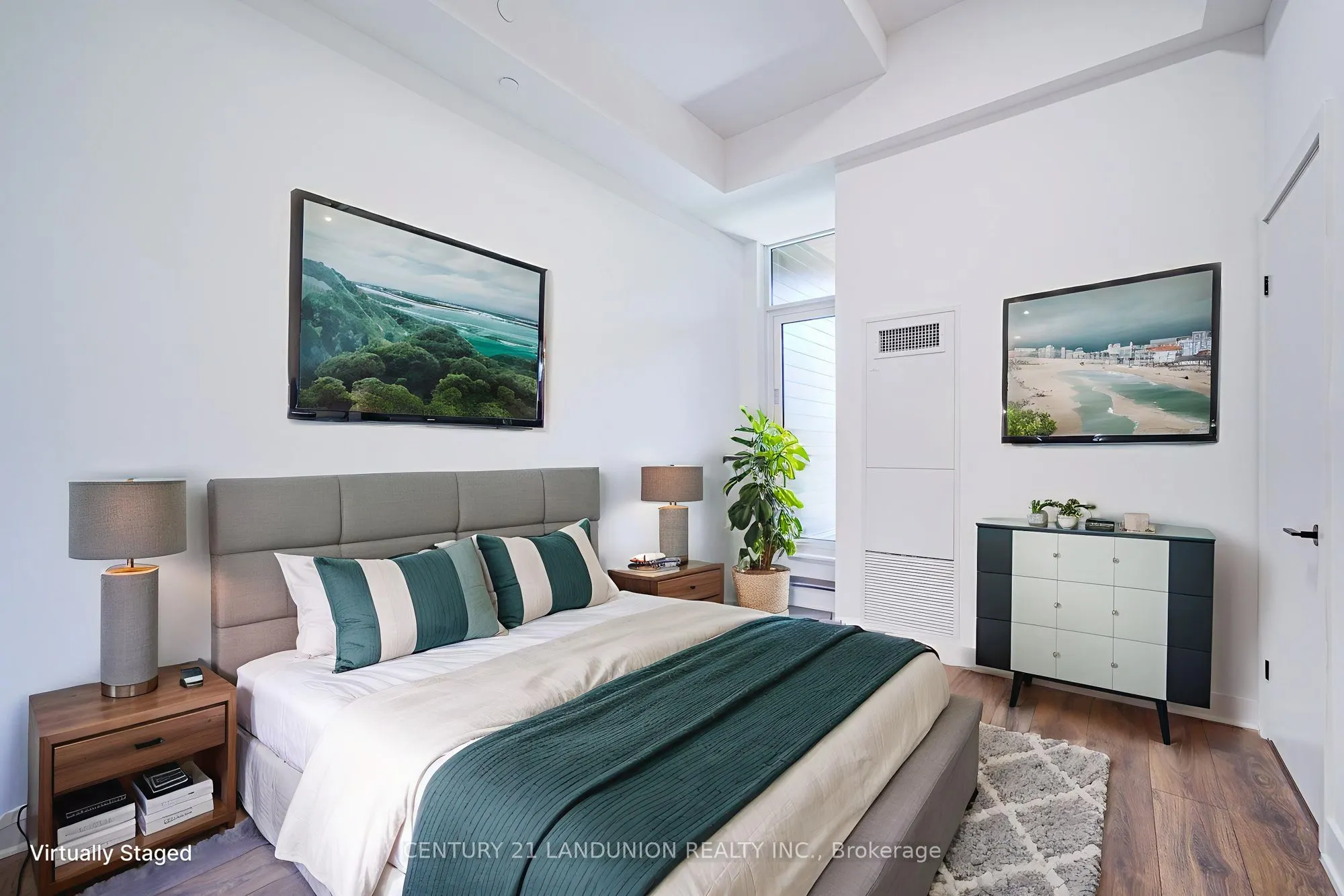 1285 Queen Street E, #102