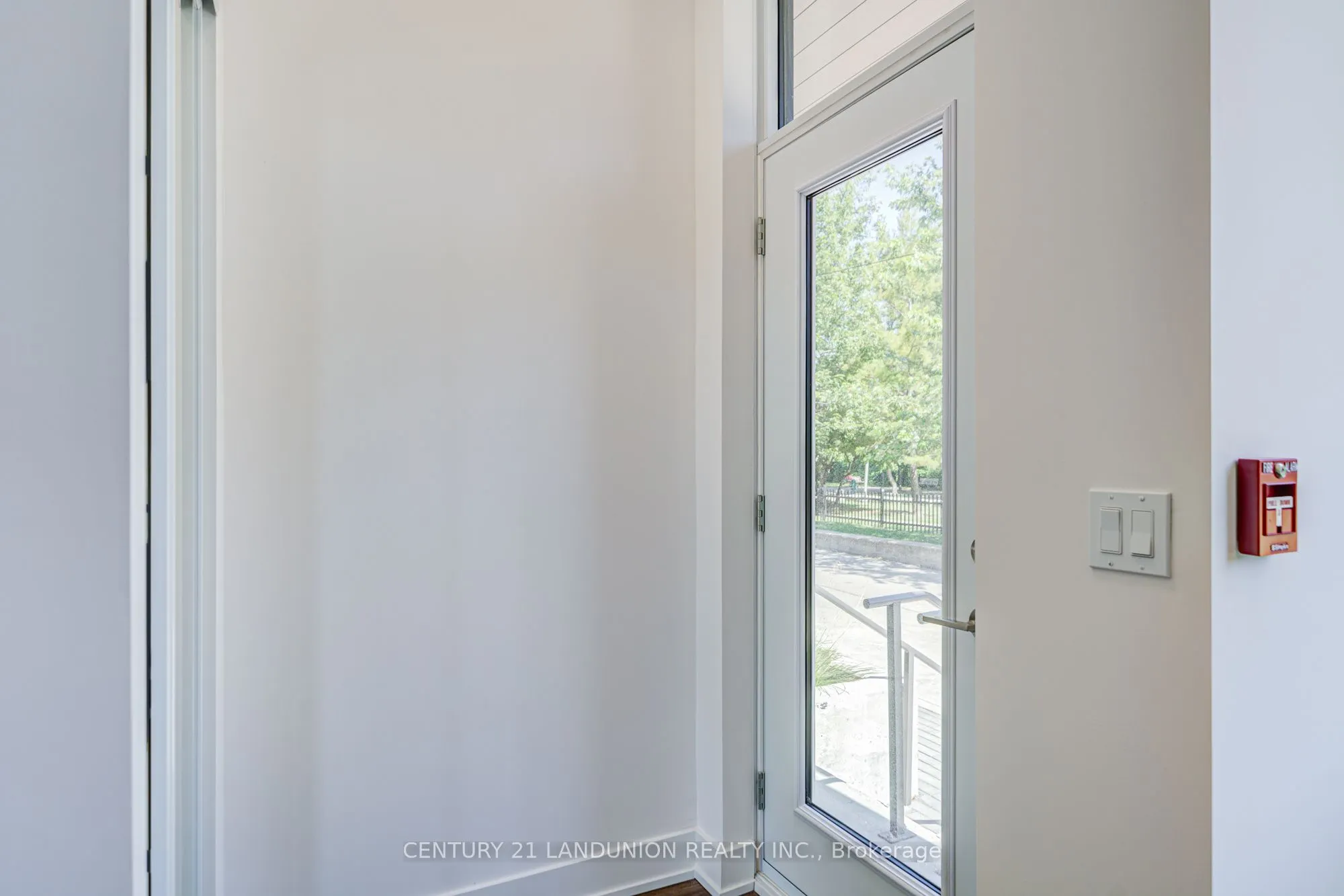 1285 Queen Street E, #102
