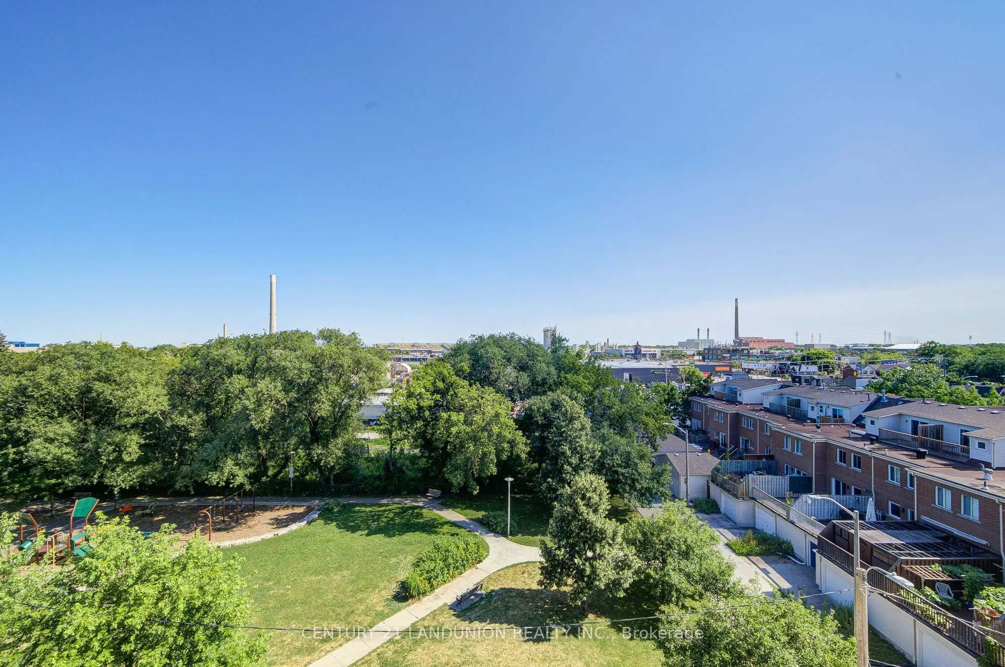 1285 Queen Street E, #102