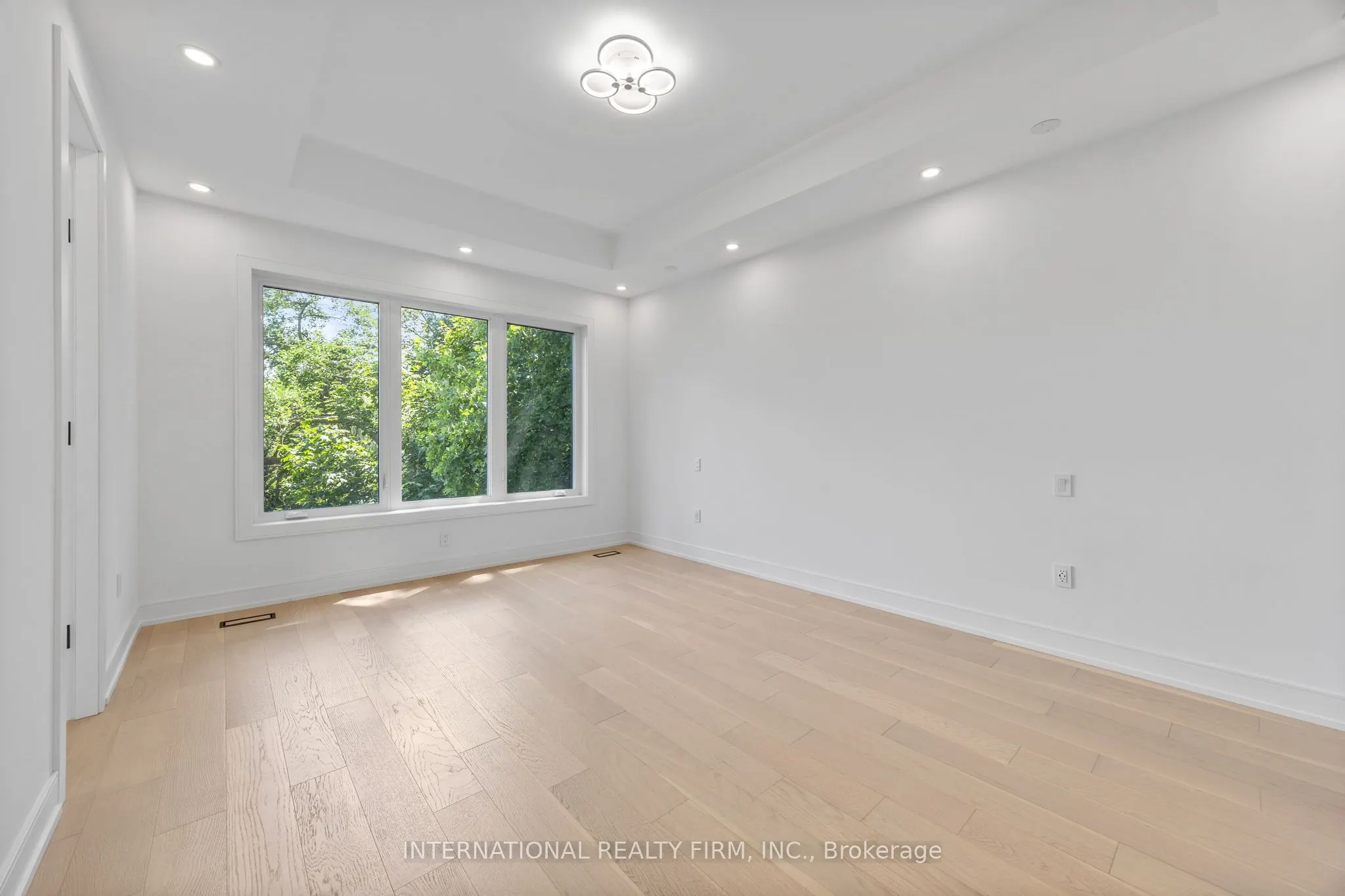 19 Ivy Avenue