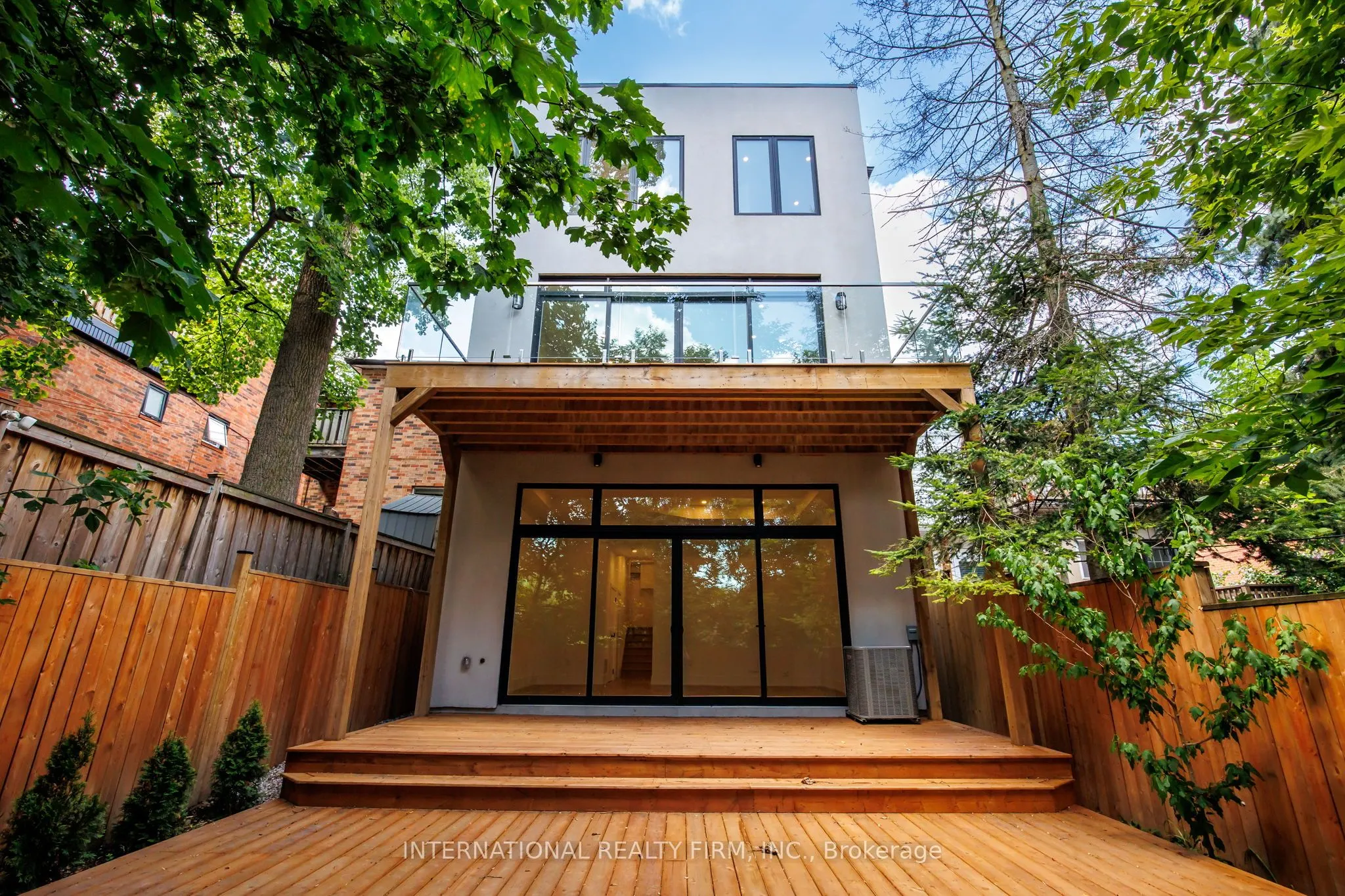 19 Ivy Avenue