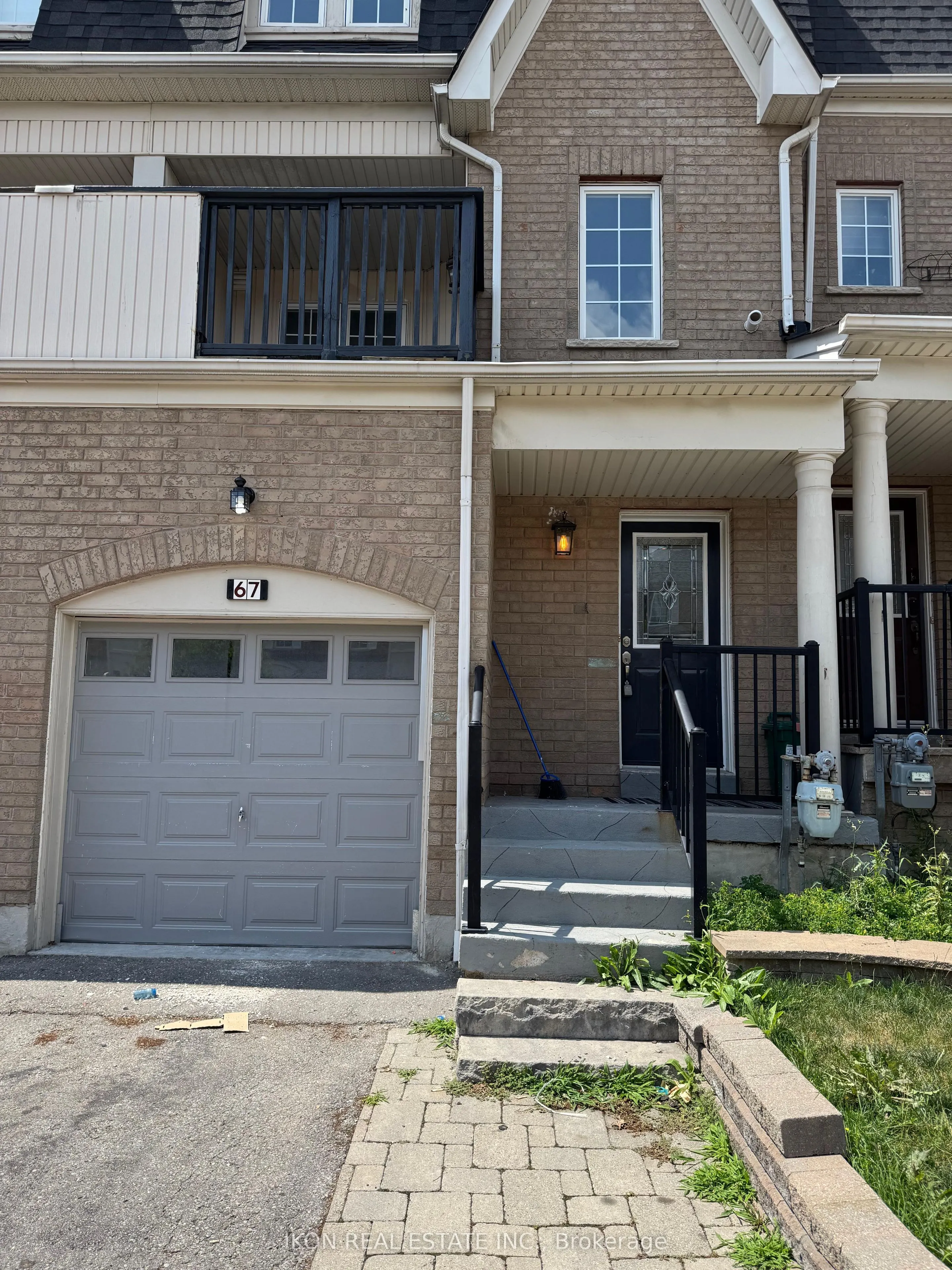 67 Sprucedale Way E, #32