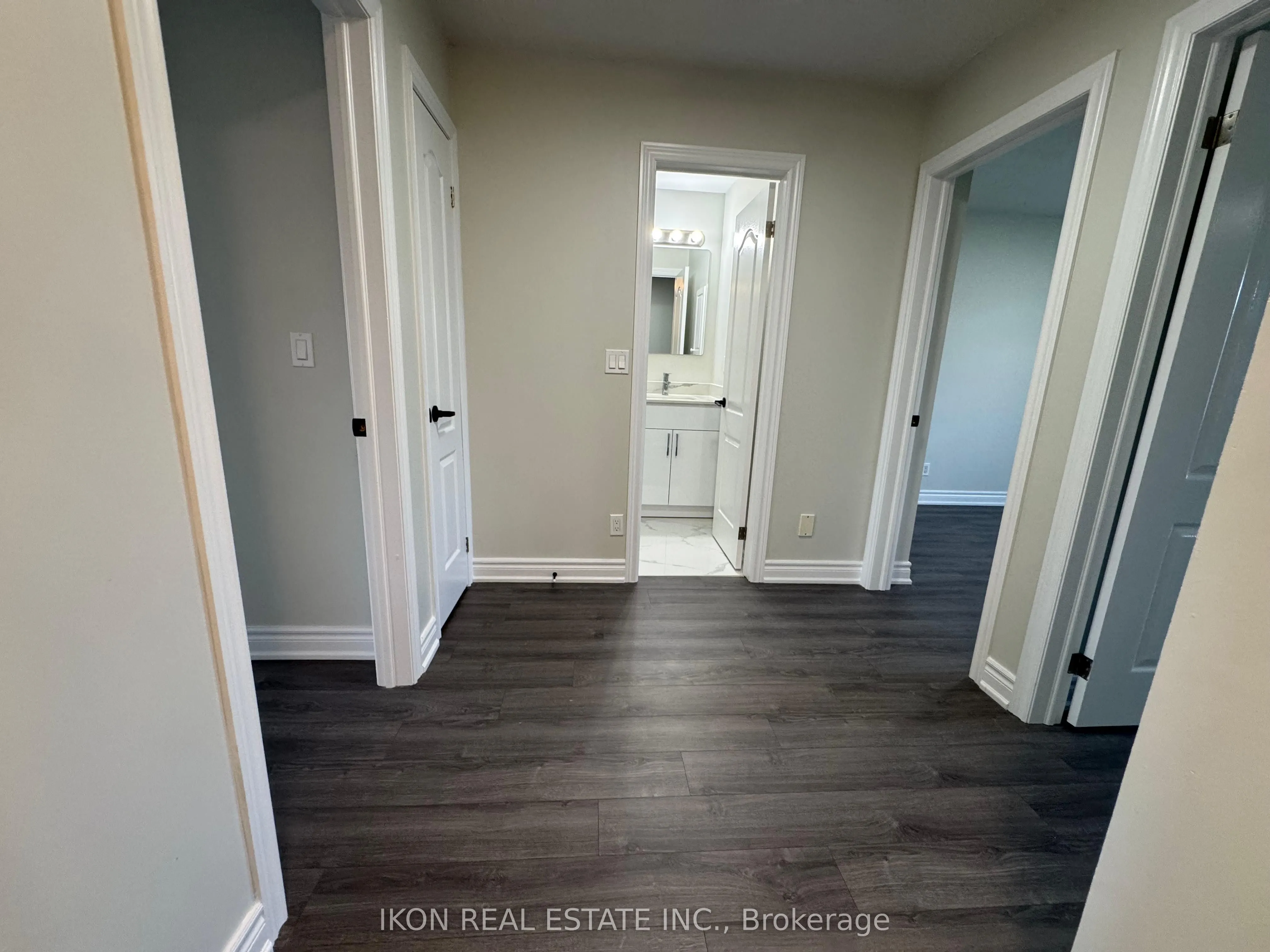 67 Sprucedale Way E, #32