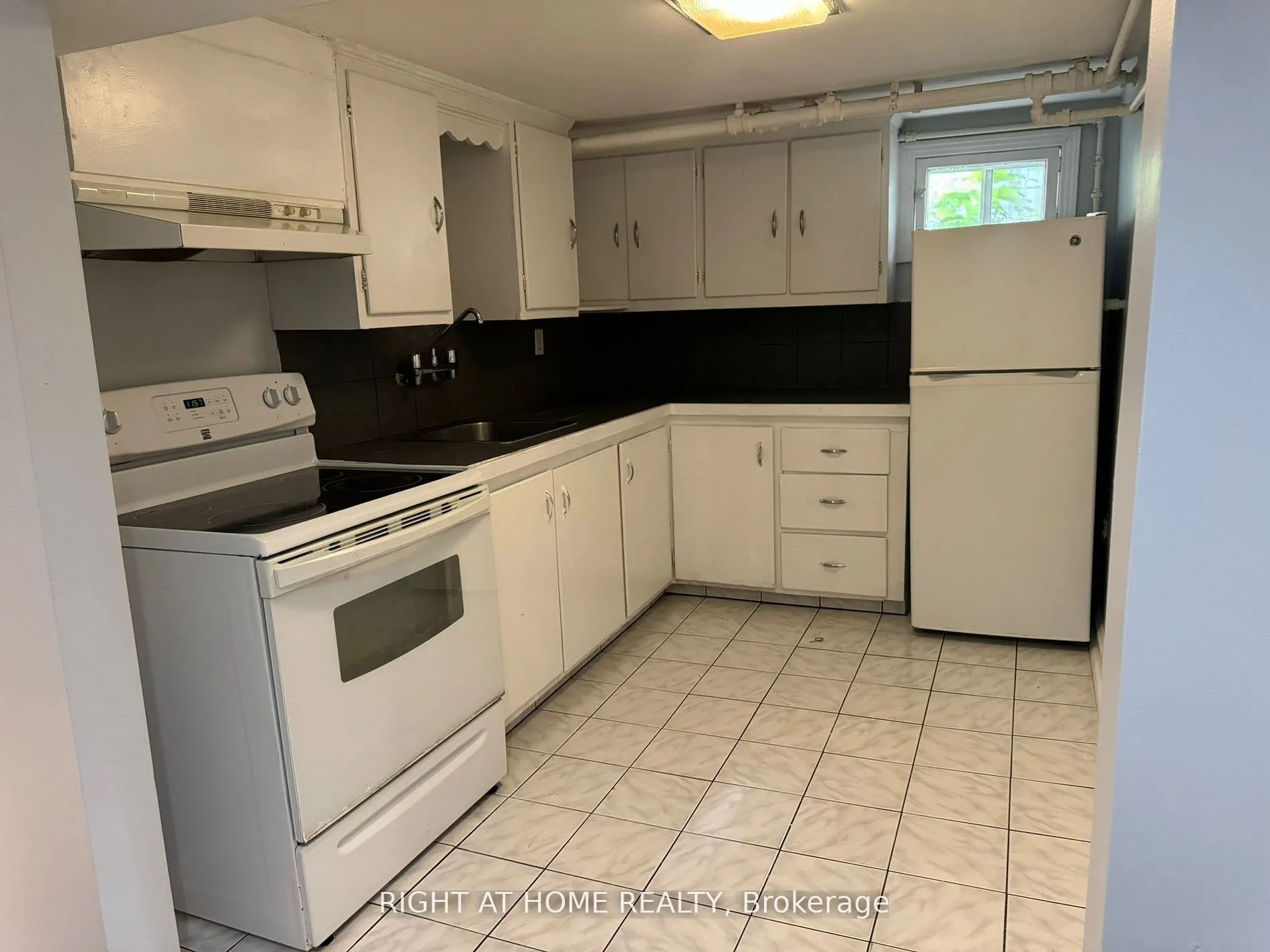 591 O'connor Drive, #Basement