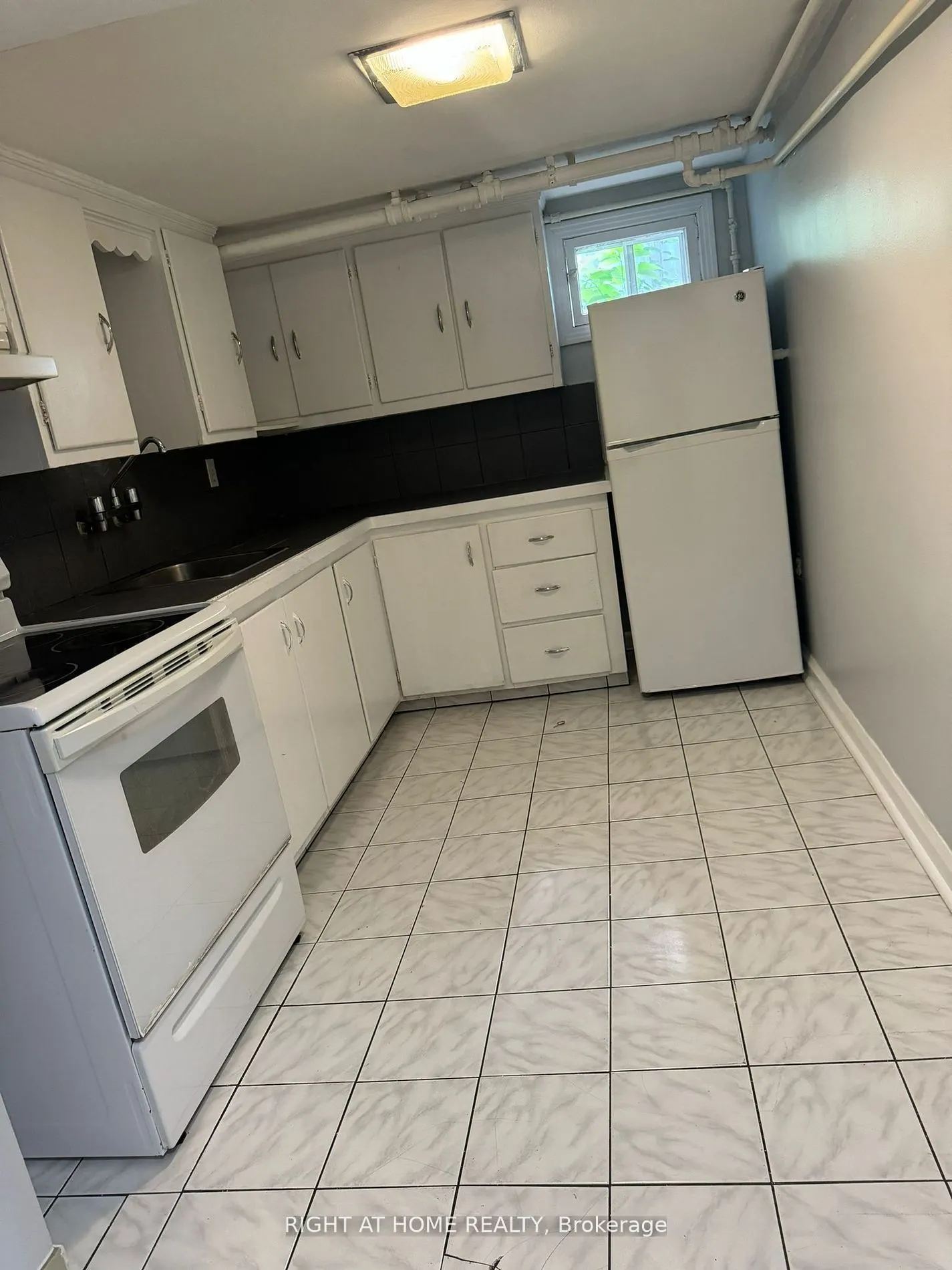 591 O'connor Drive, #Basement