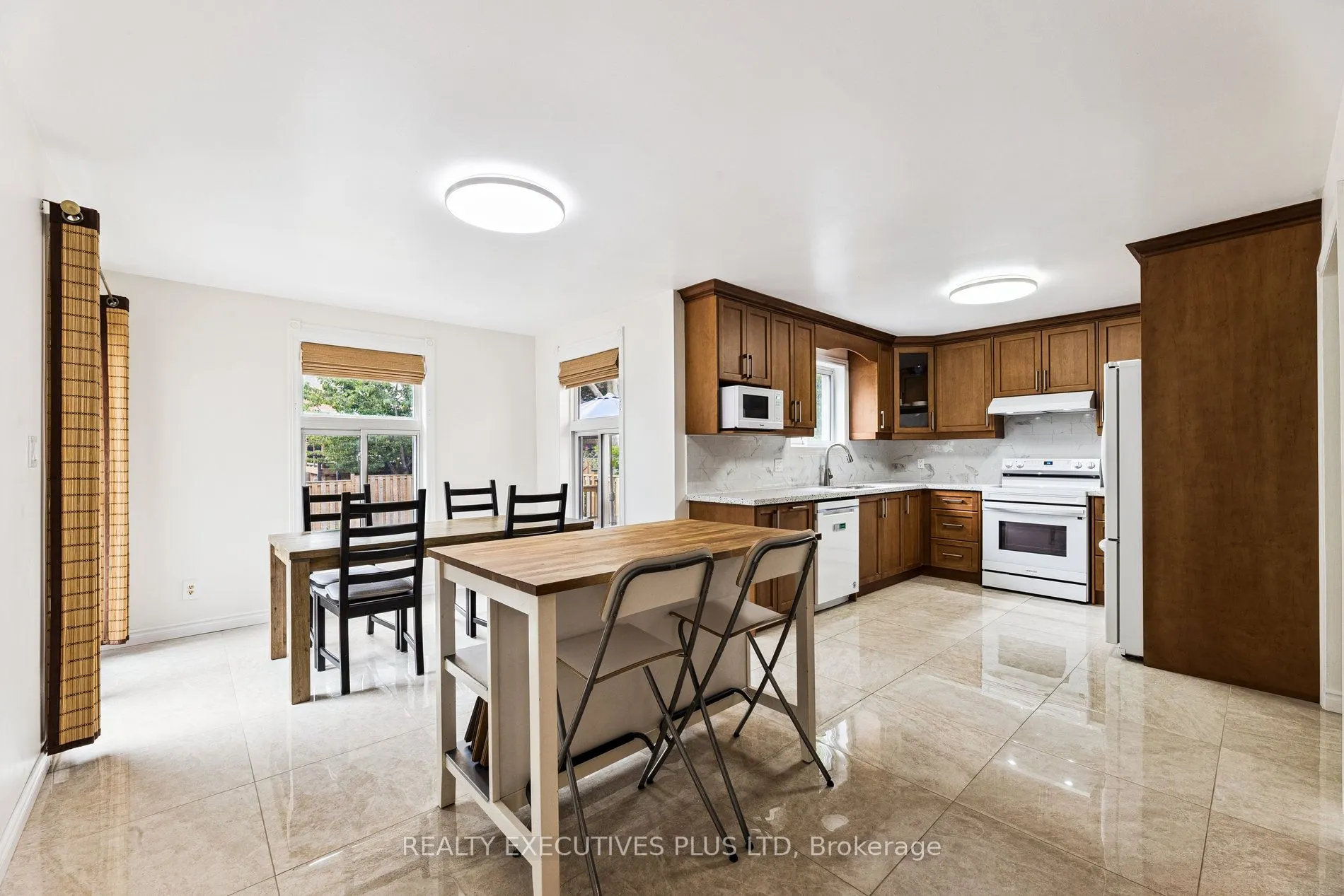 1822 Forestview Drive