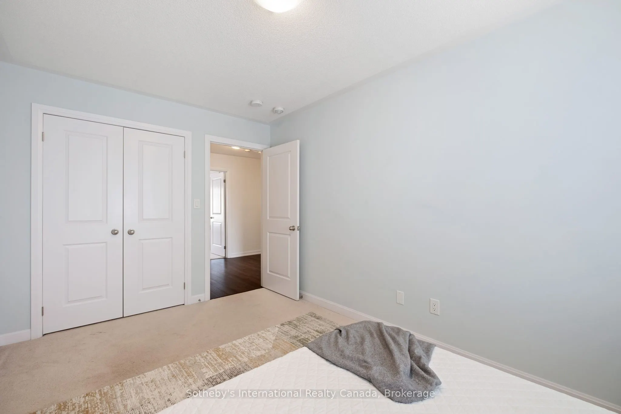 91 Longshore Way