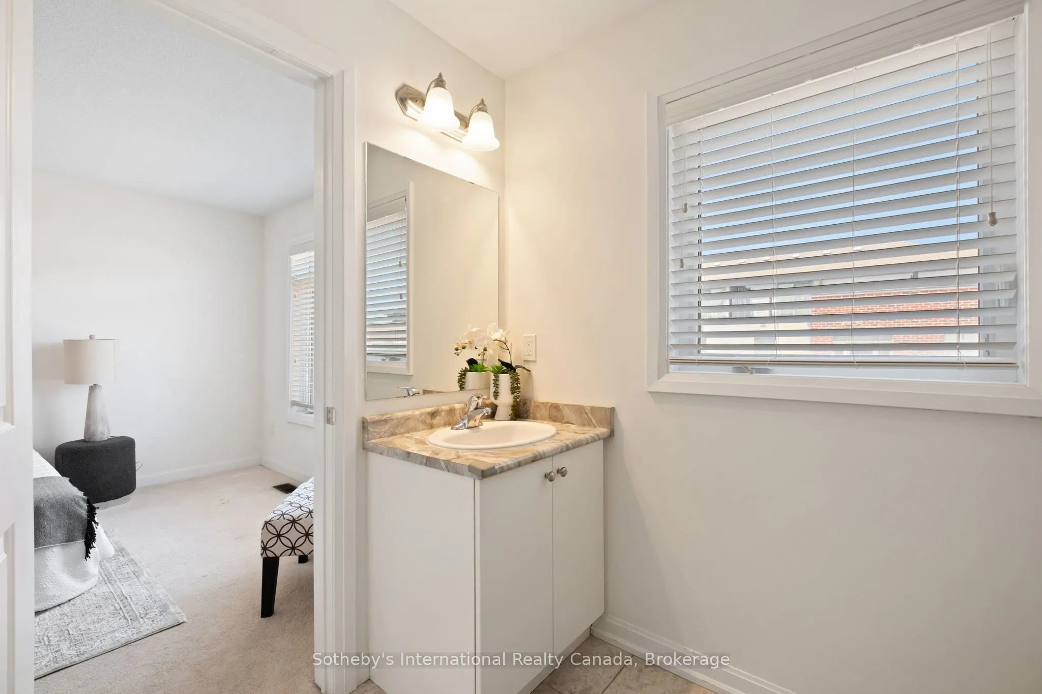 91 Longshore Way