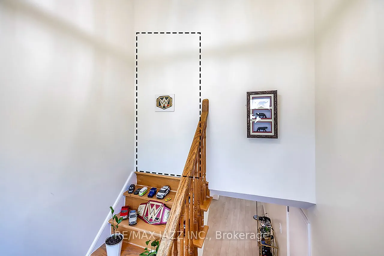 843 Charisma Crescent