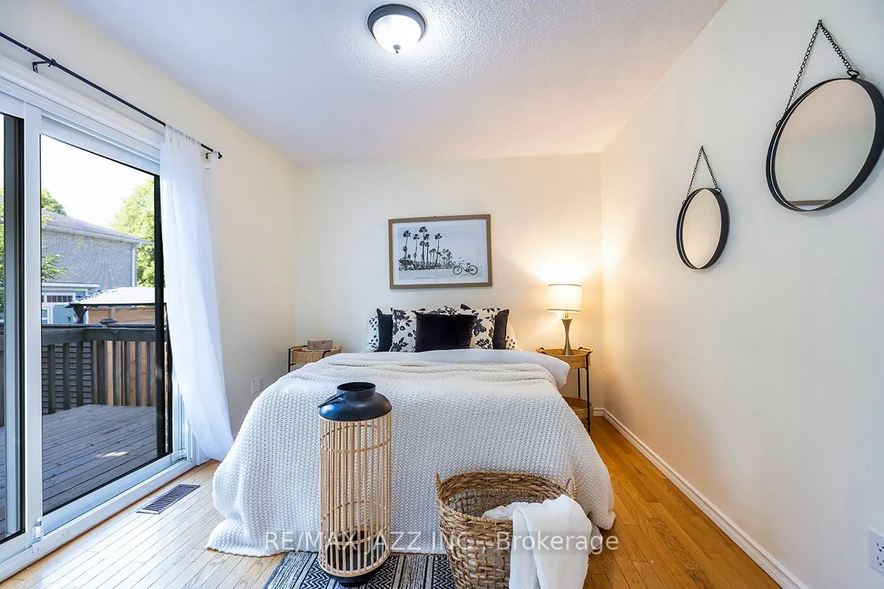 843 Charisma Crescent