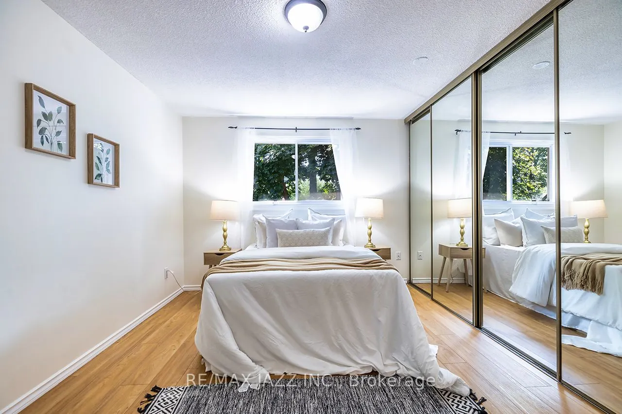 843 Charisma Crescent