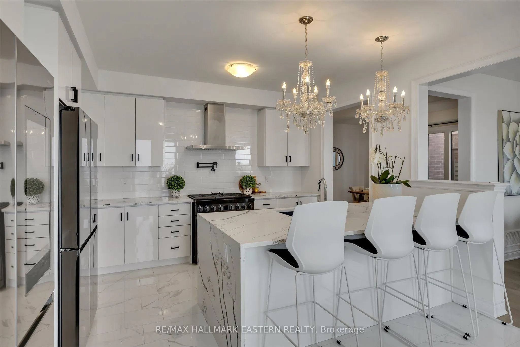 118 Whitehand Drive