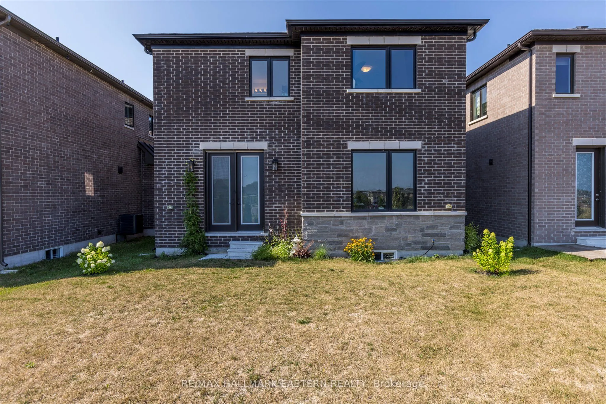 118 Whitehand Drive