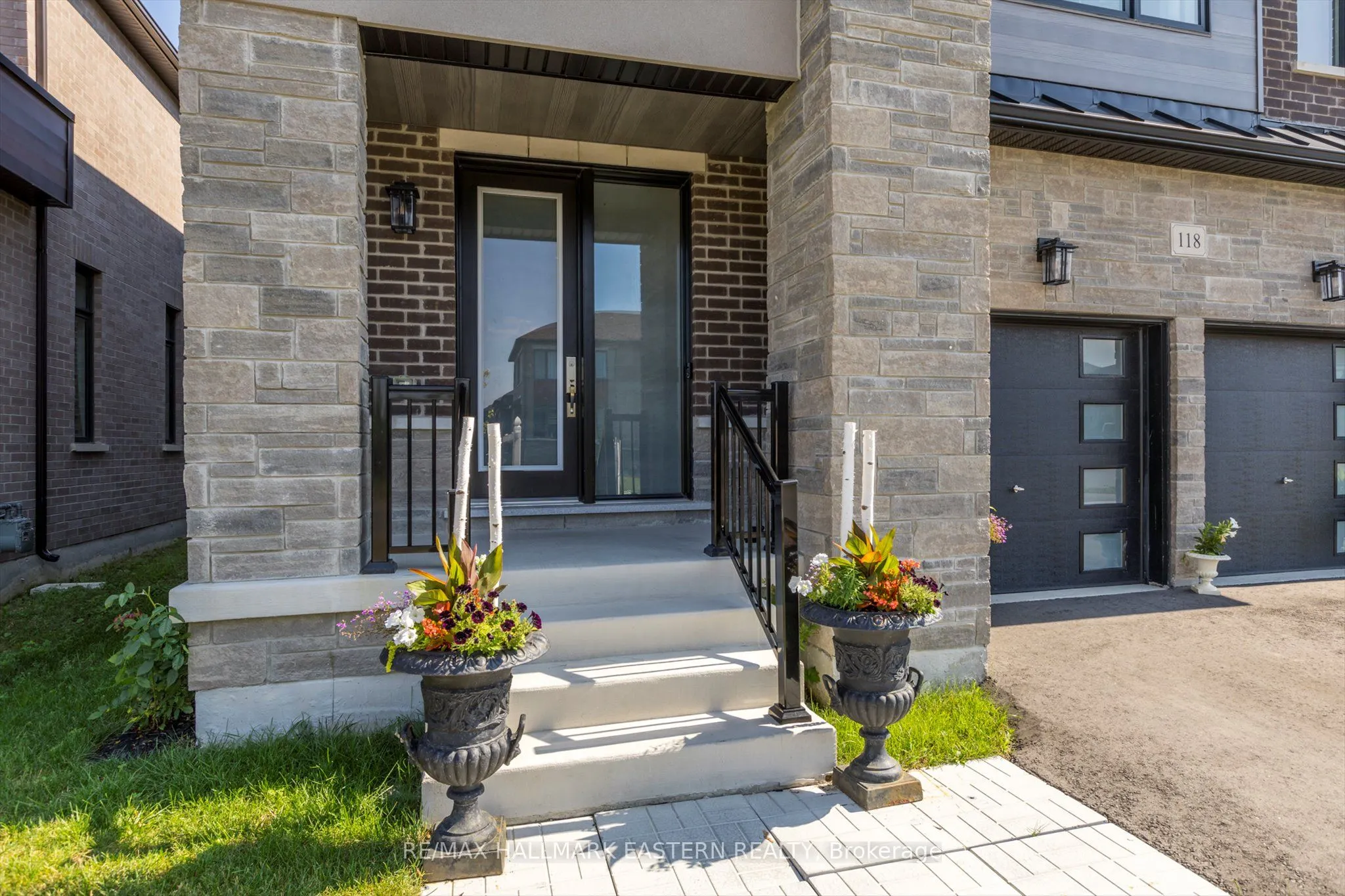 118 Whitehand Drive
