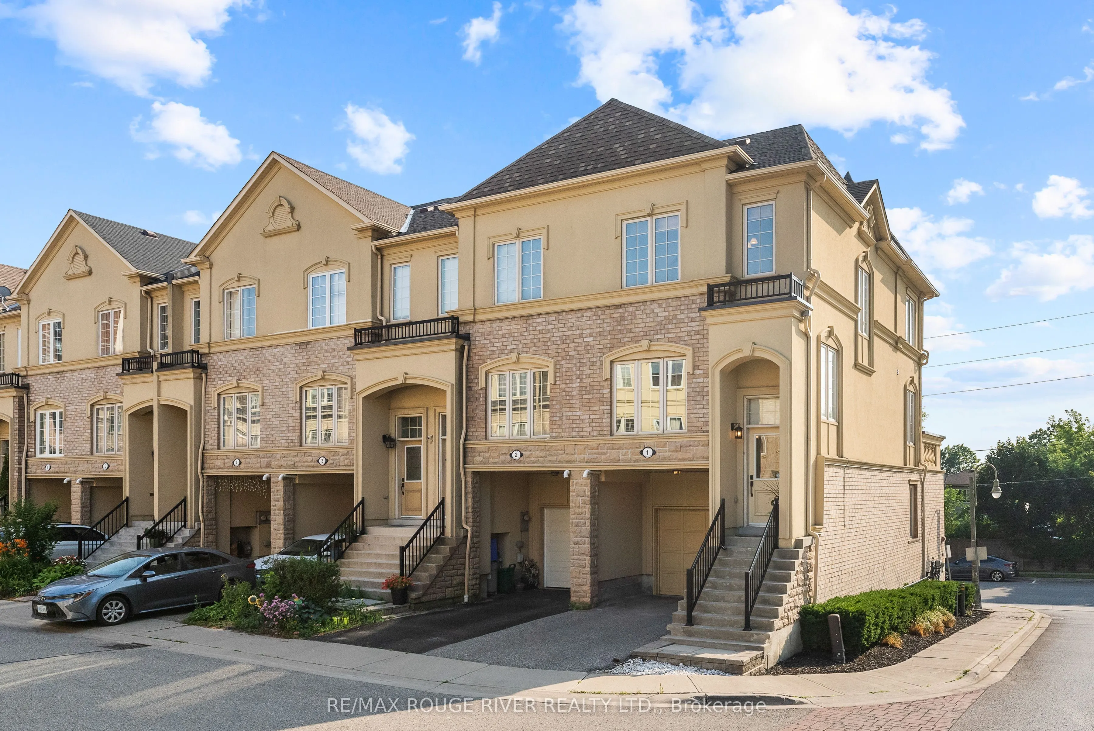 1250 St Martins Drive, #1