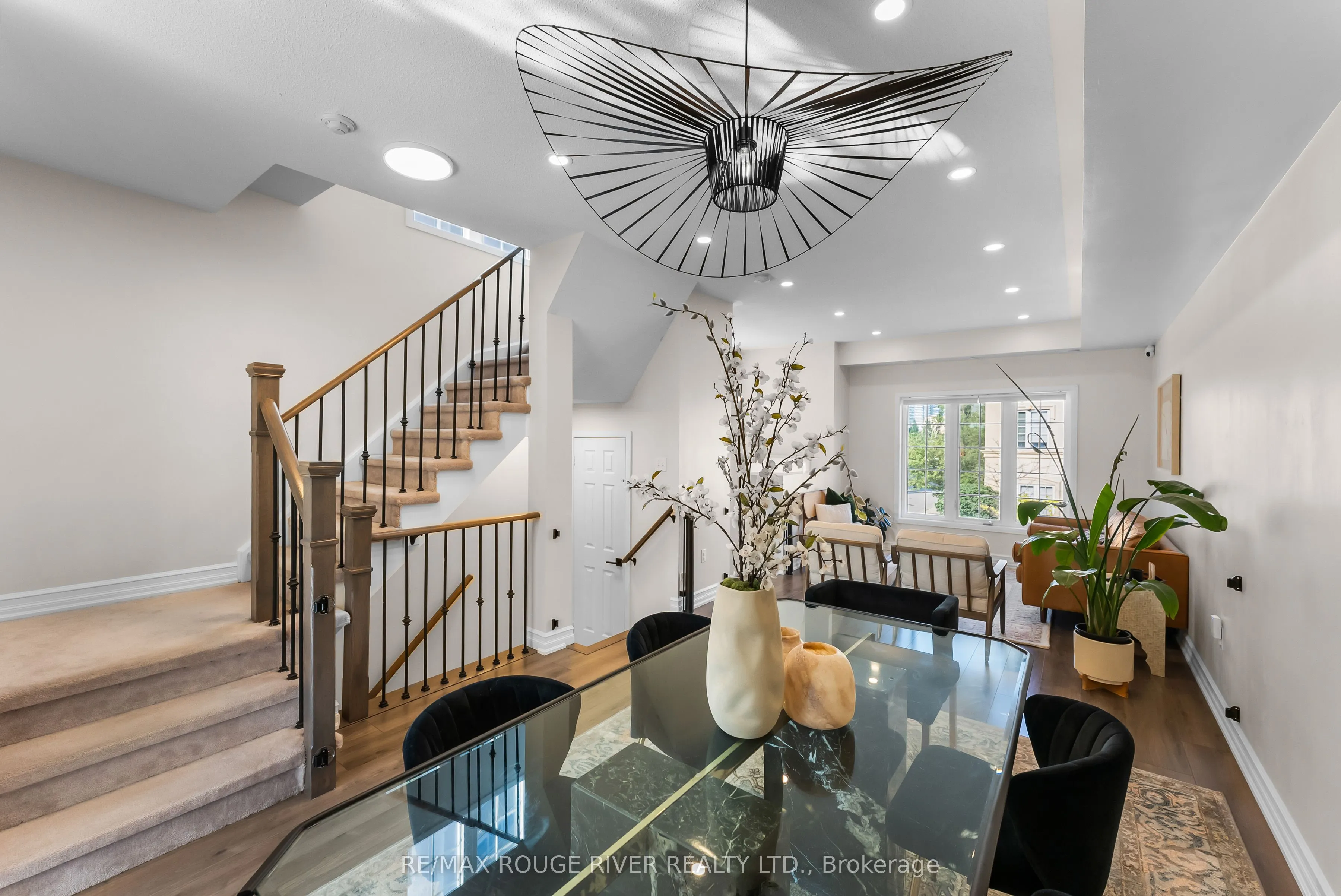 1250 St Martins Drive, #1