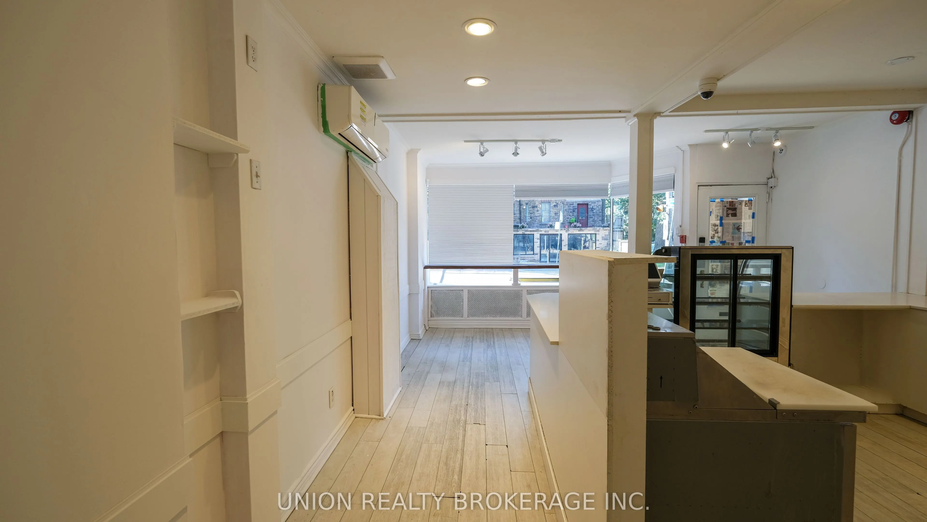 2198A Queen Street