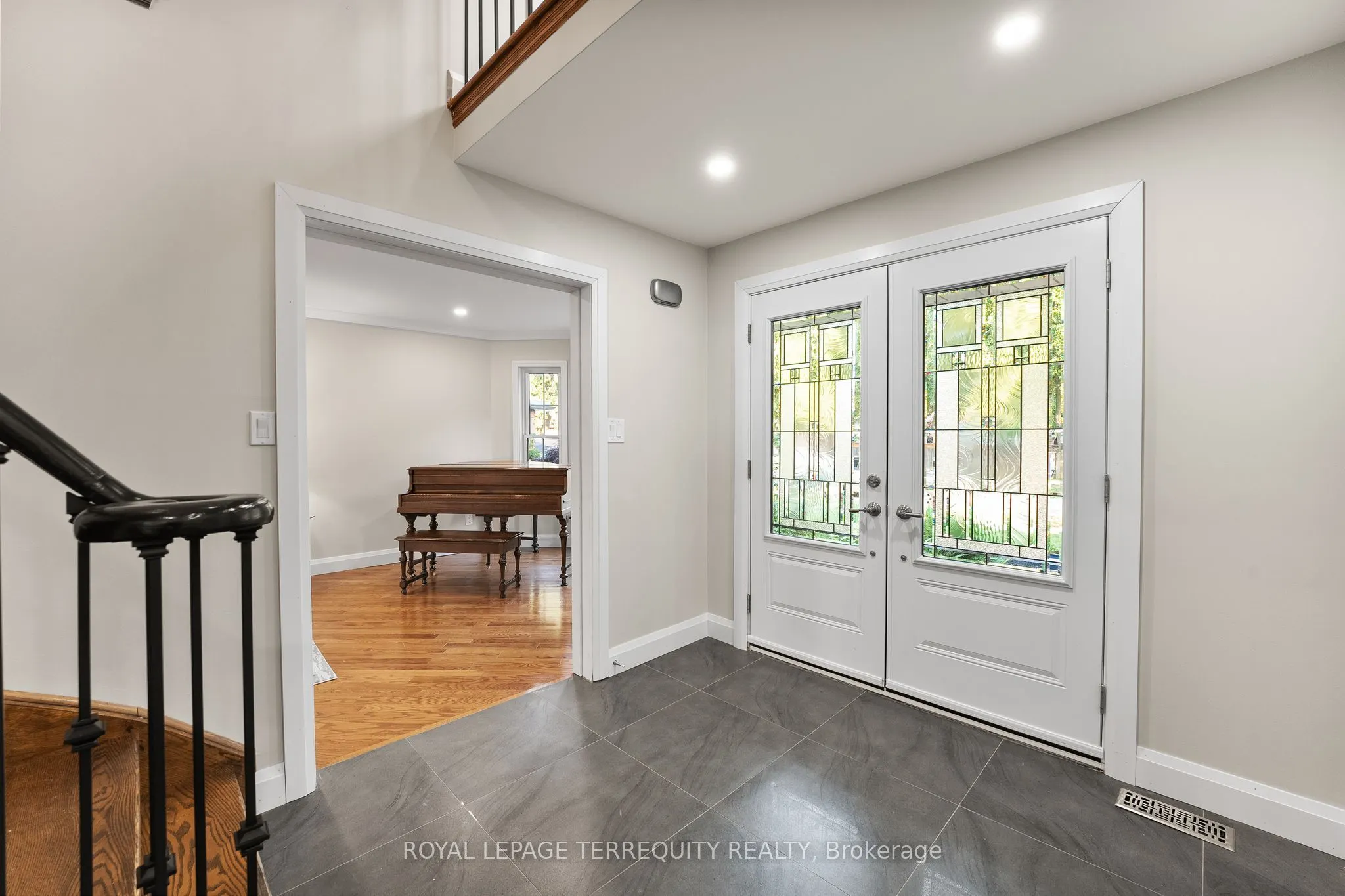 77 Ingleborough Drive