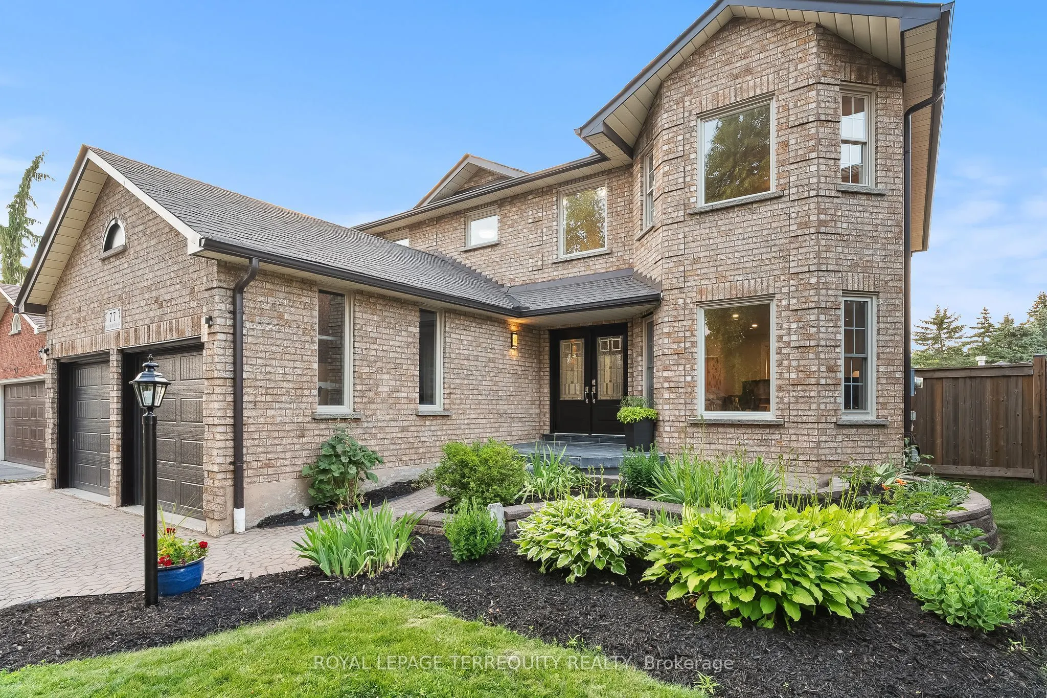 77 Ingleborough Drive