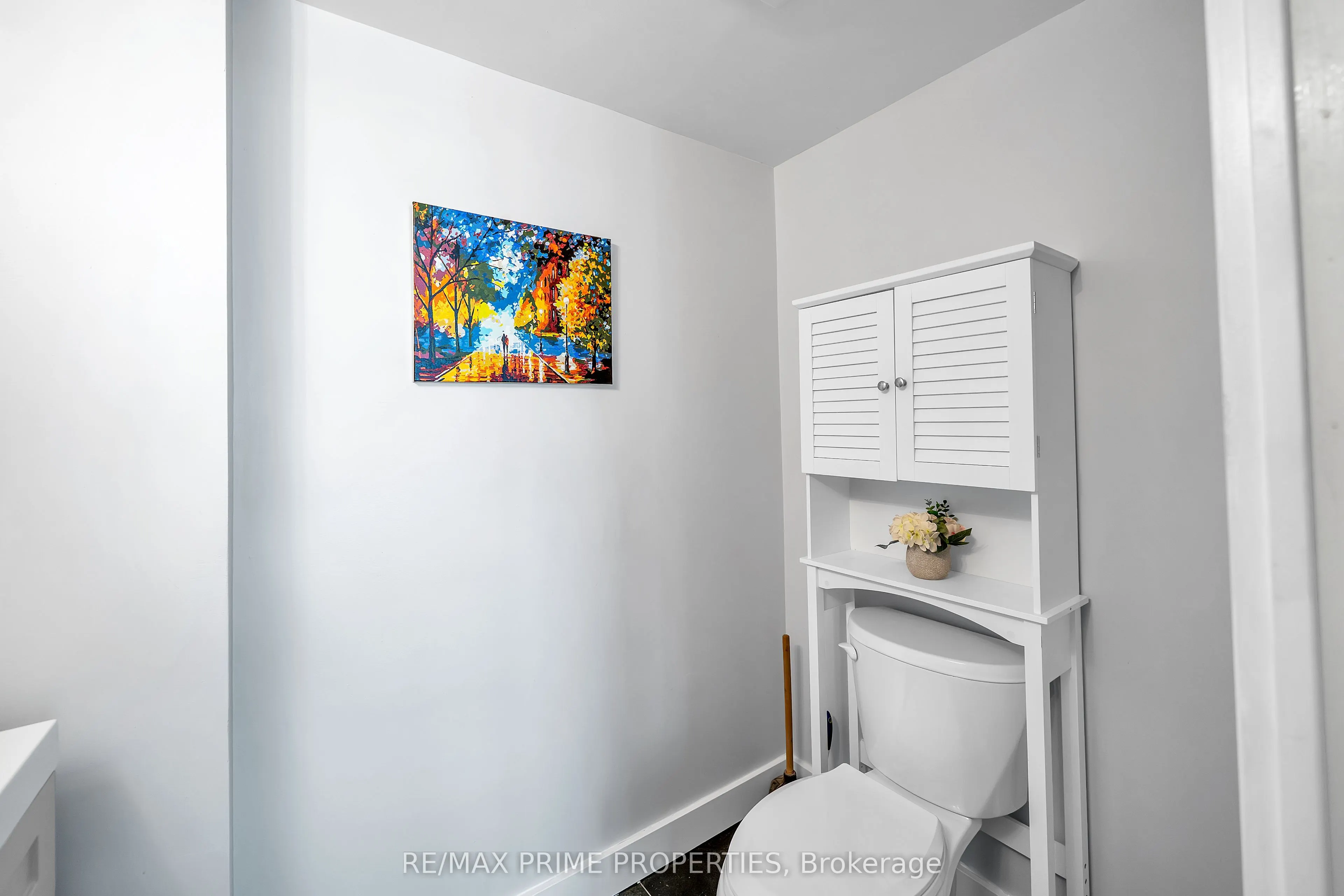 1535 Diefenbaker Court, #302