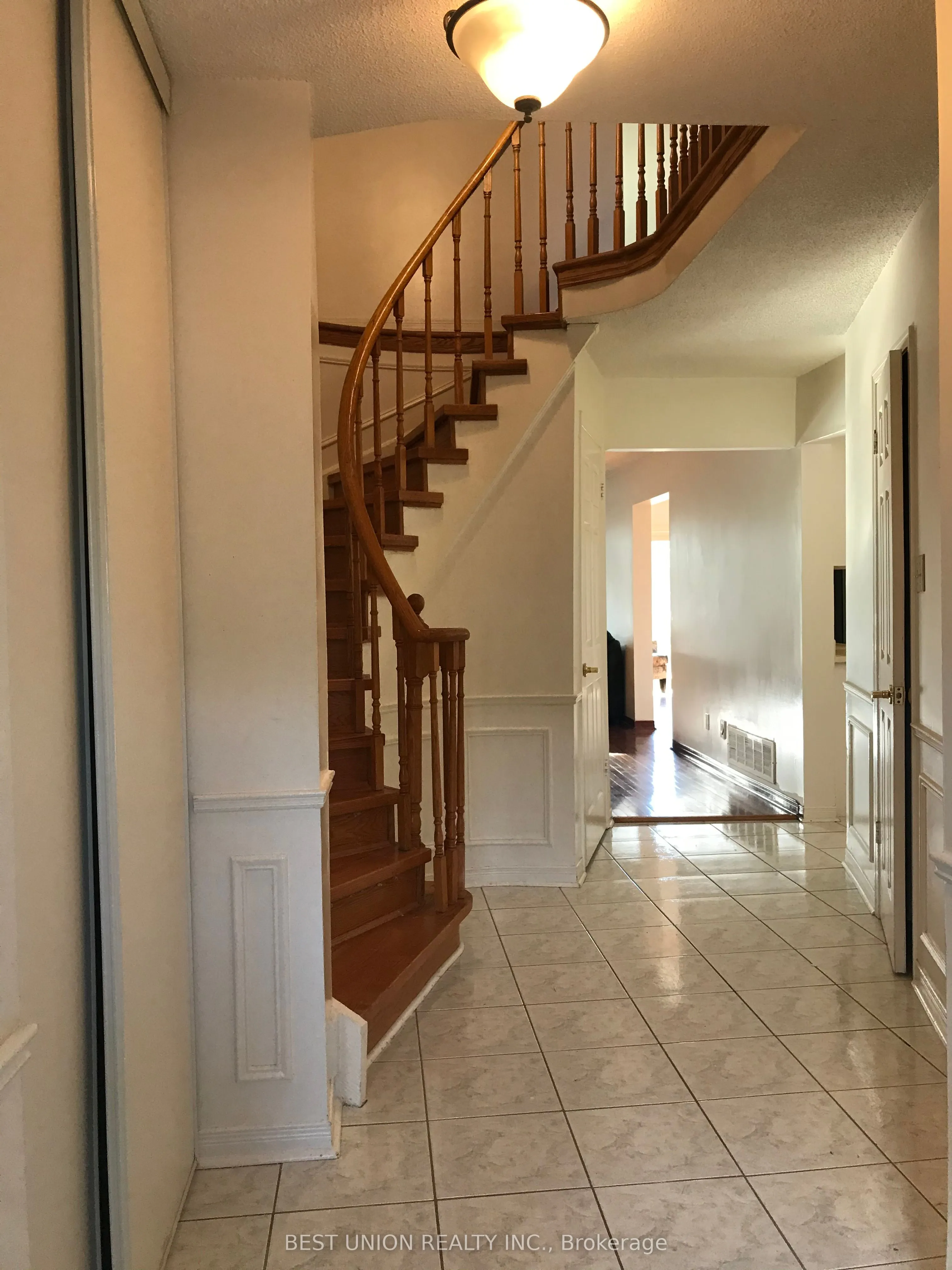 68 Lansbury Drive