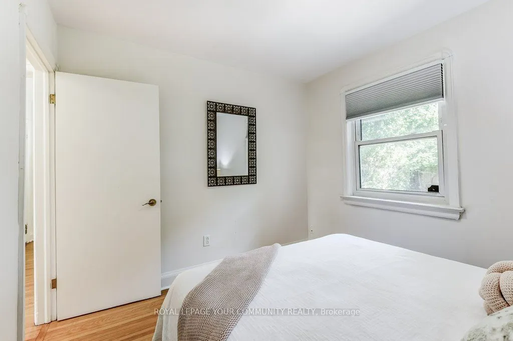 17 Dyson Boulevard