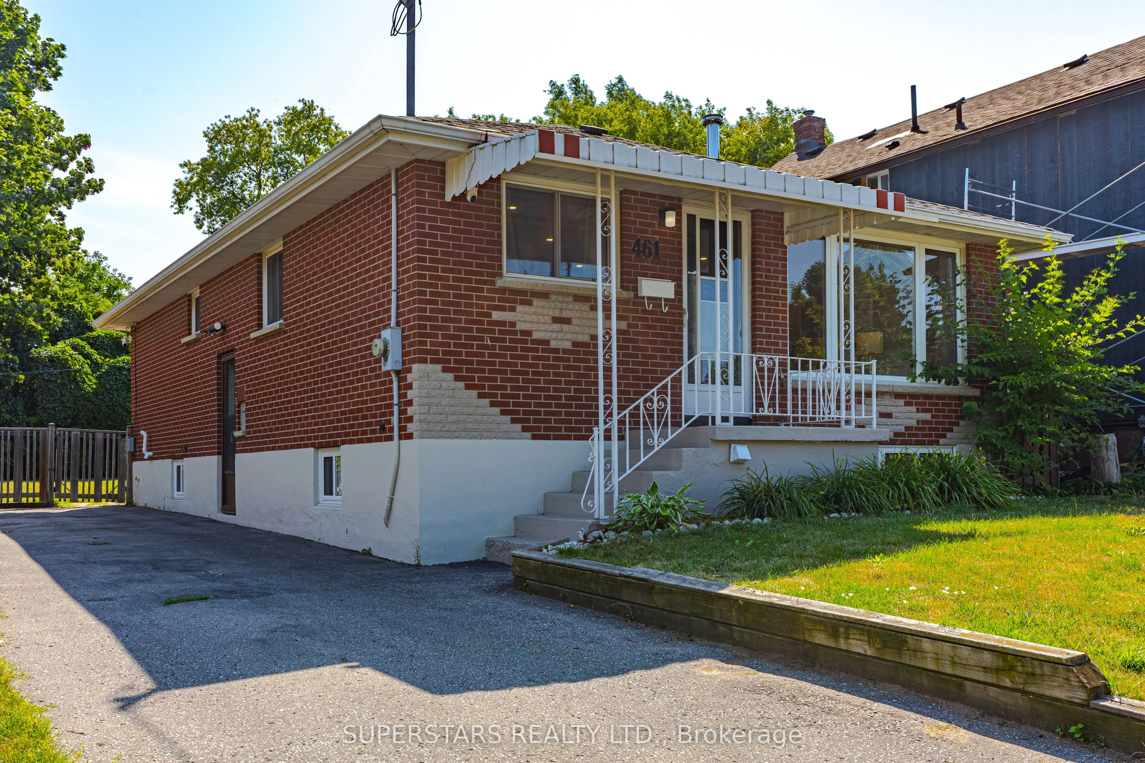 461 Cromwell Avenue