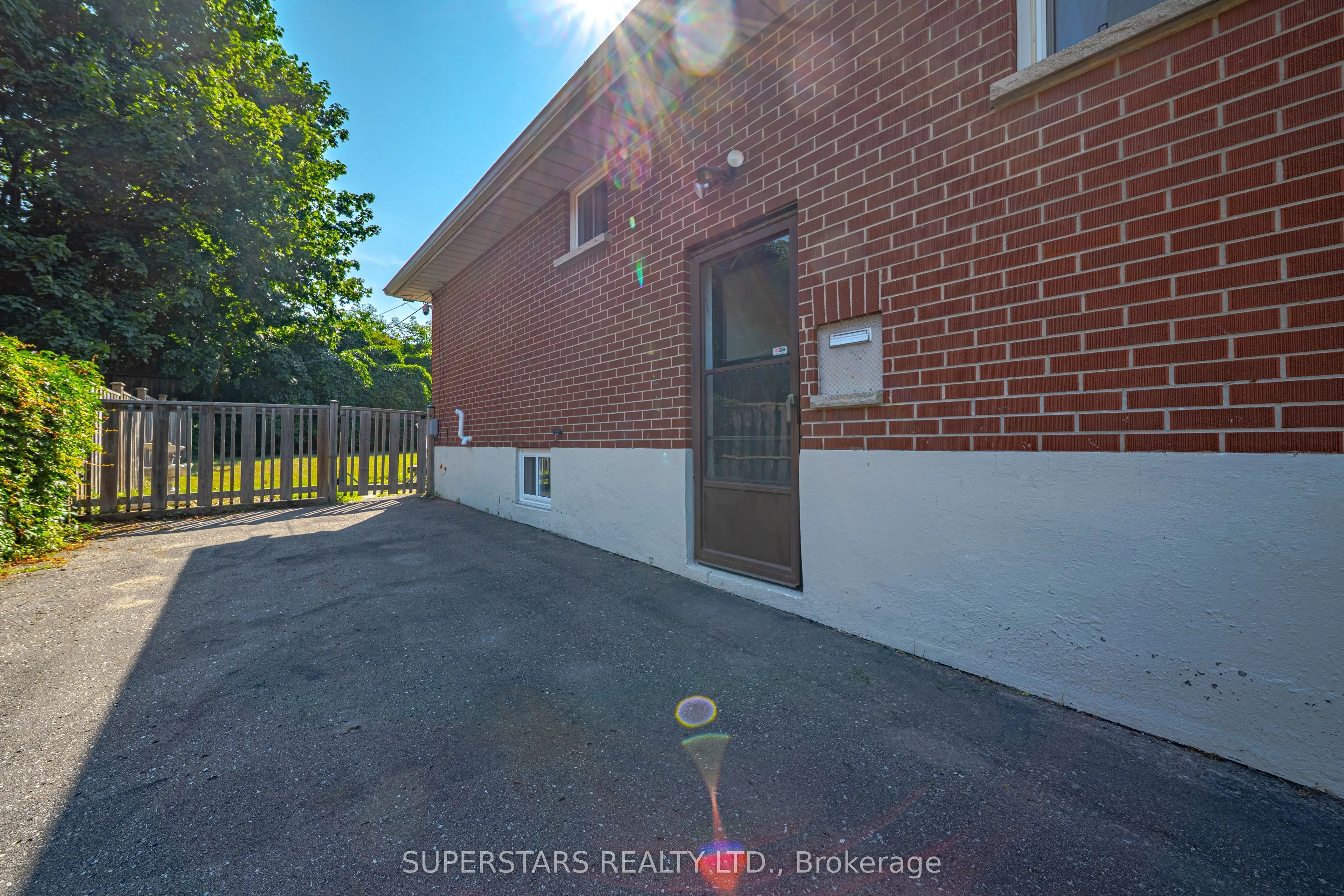 461 Cromwell Avenue