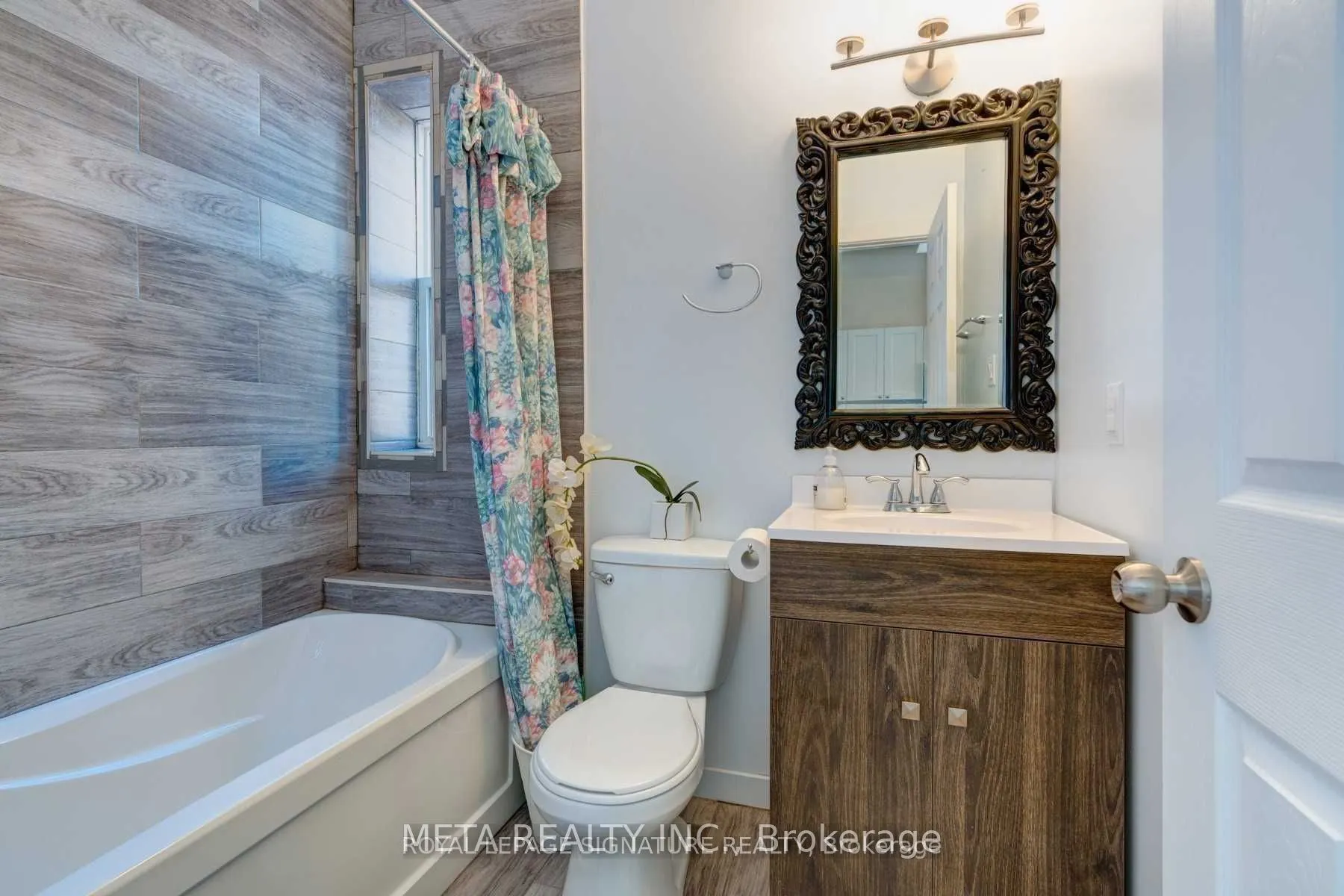 3224 Danforth Avenue, #2