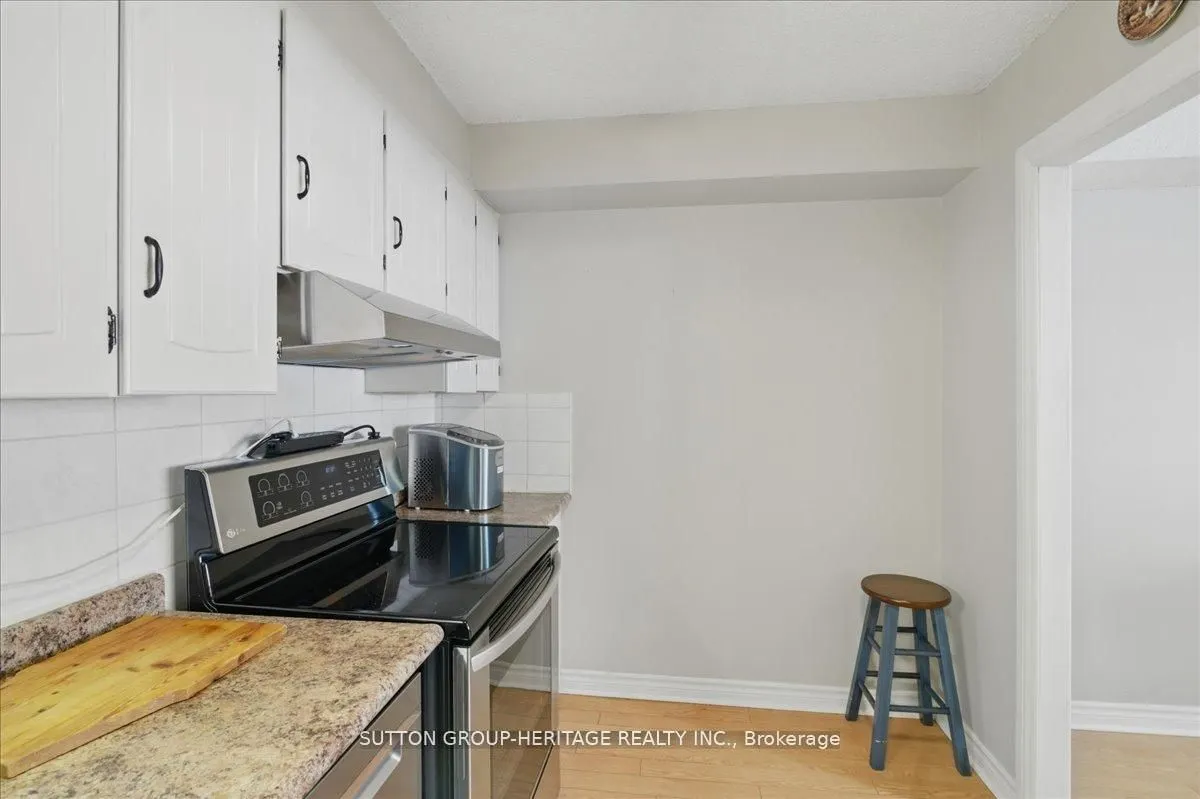 50 Richmond Street E, #232