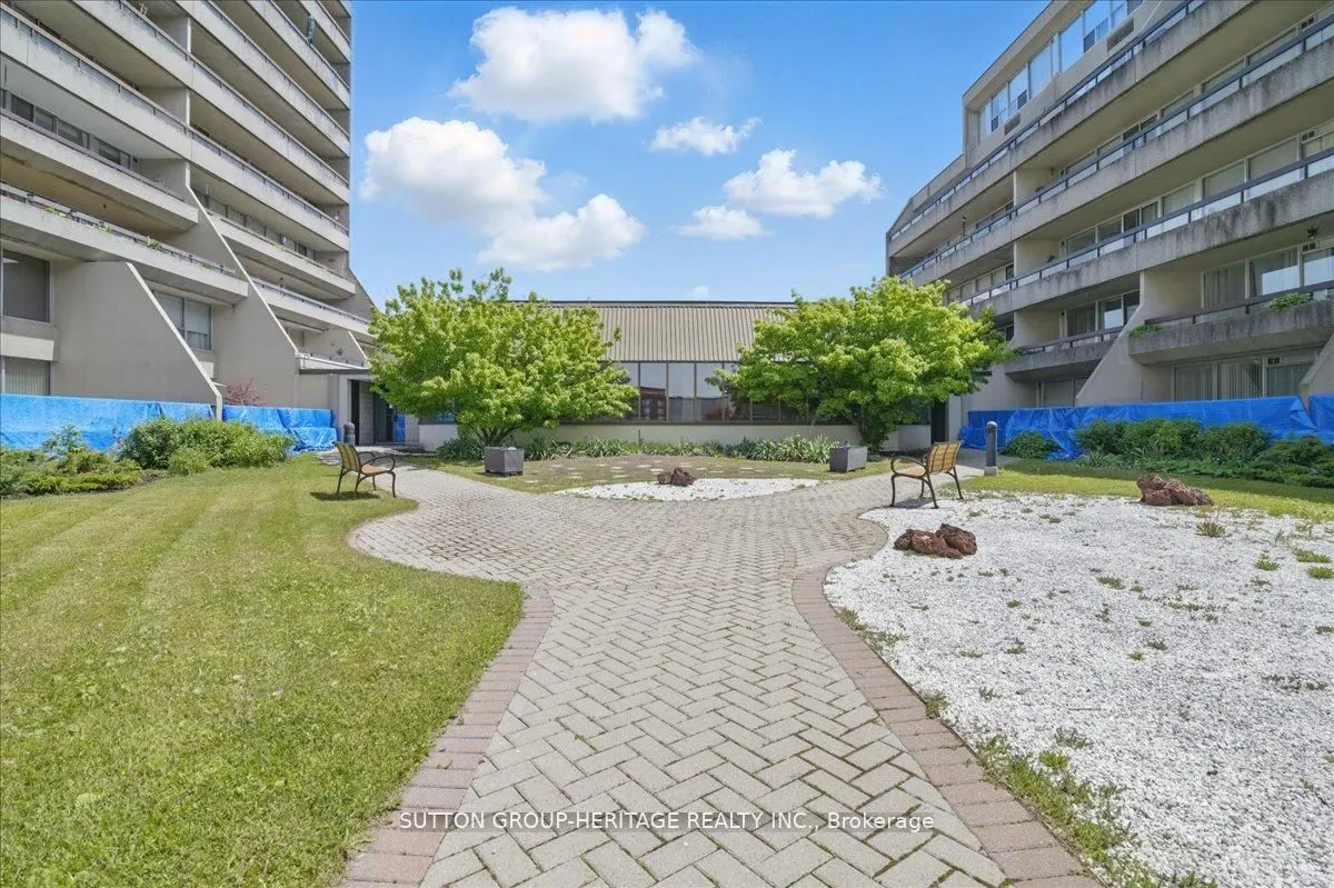 50 Richmond Street E, #232