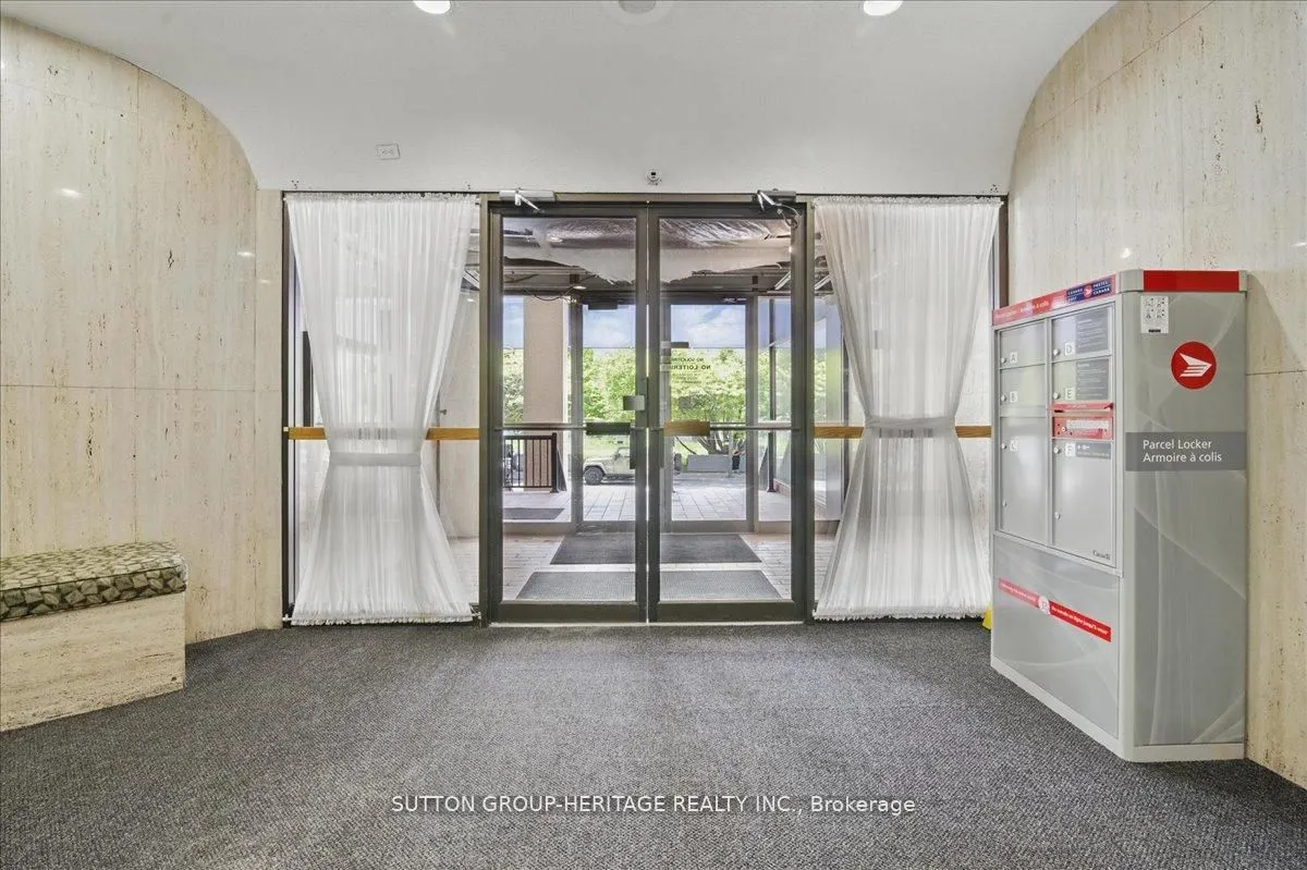 50 Richmond Street E, #232