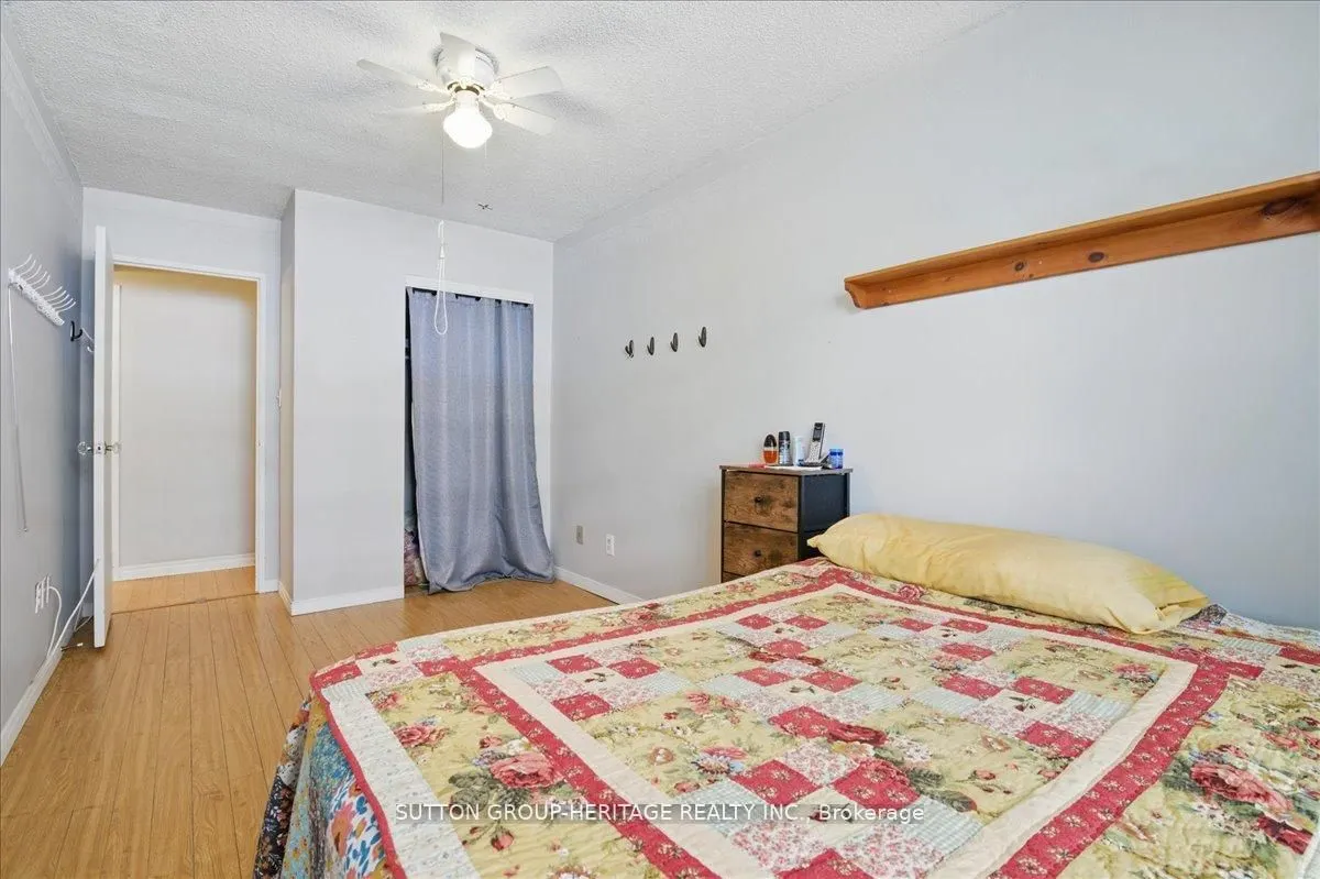 50 Richmond Street E, #232