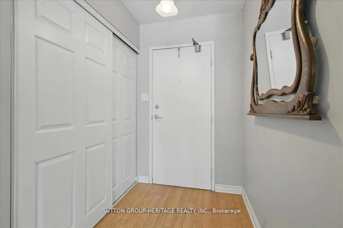 50 Richmond Street E, #232