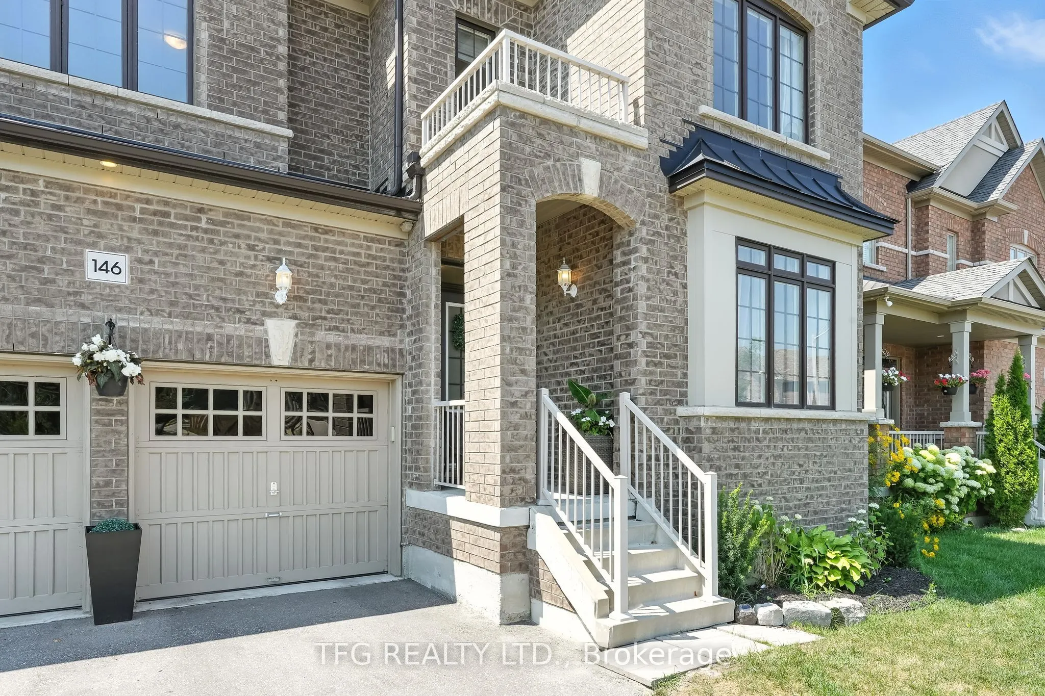 146 Crombie Street