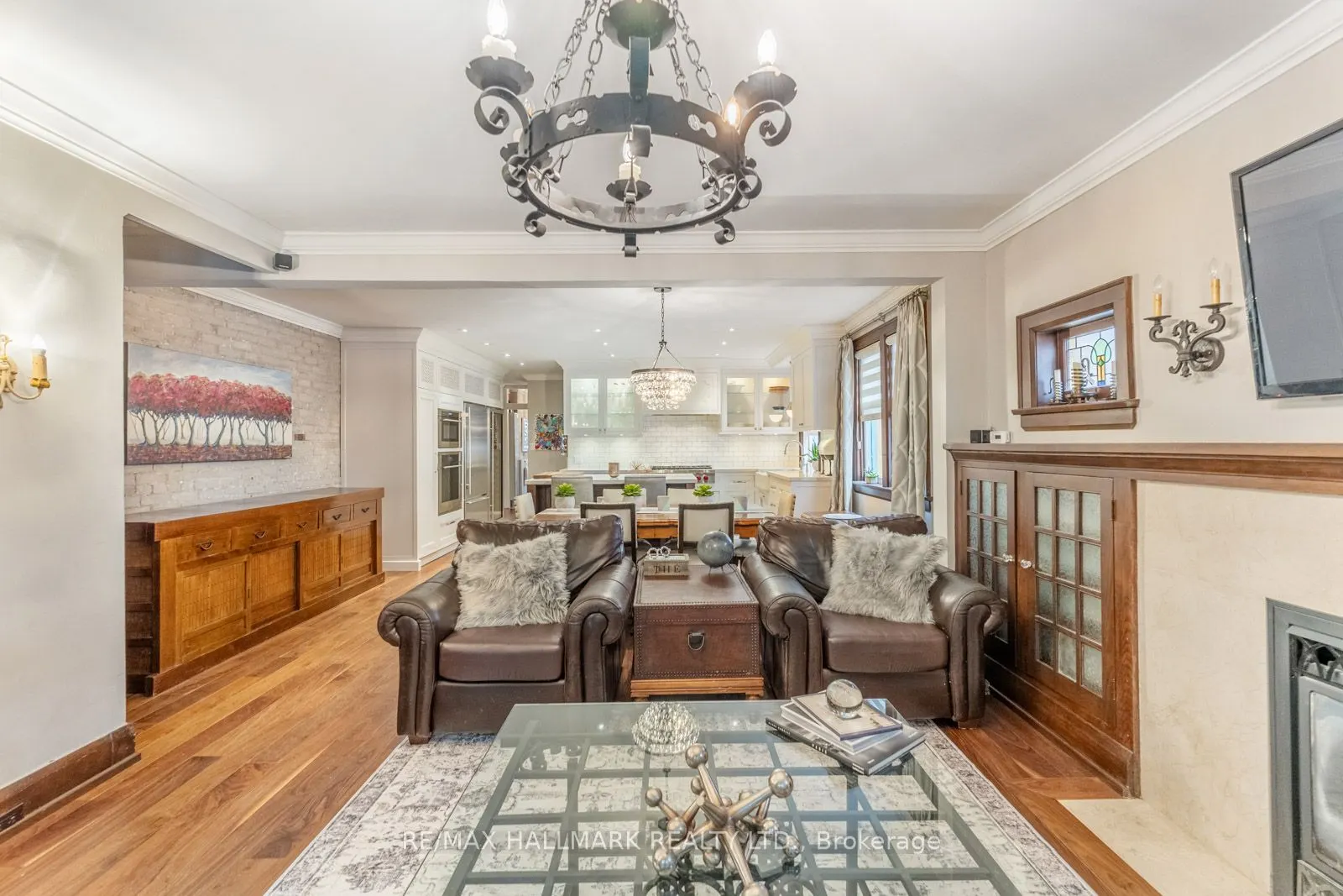 24 Hammersmith Avenue, #Main