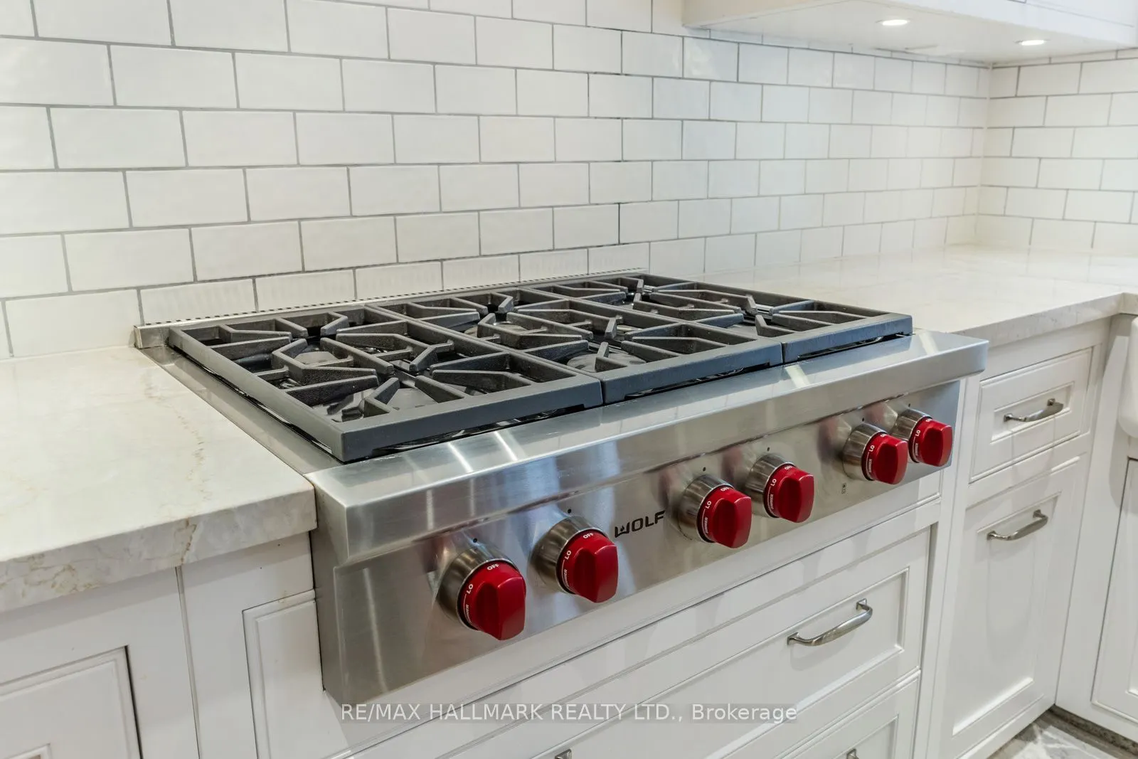 24 Hammersmith Avenue, #Main