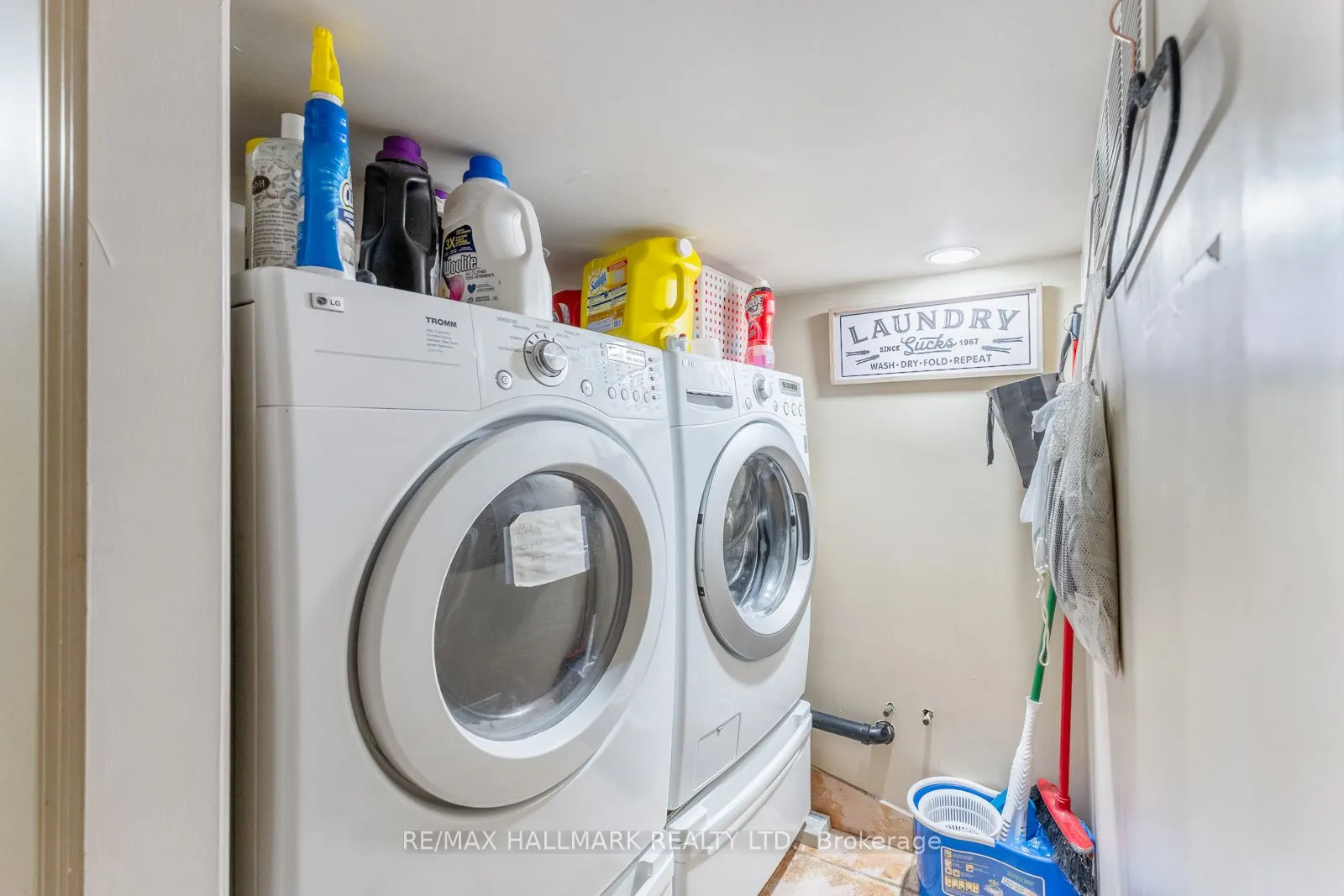 24 Hammersmith Avenue, #Main