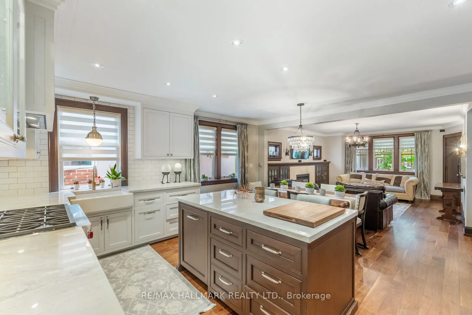 24 Hammersmith Avenue, #Main