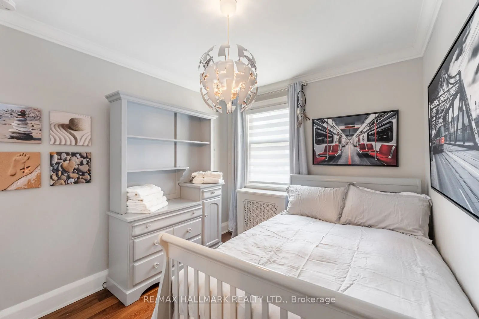 24 Hammersmith Avenue, #Main