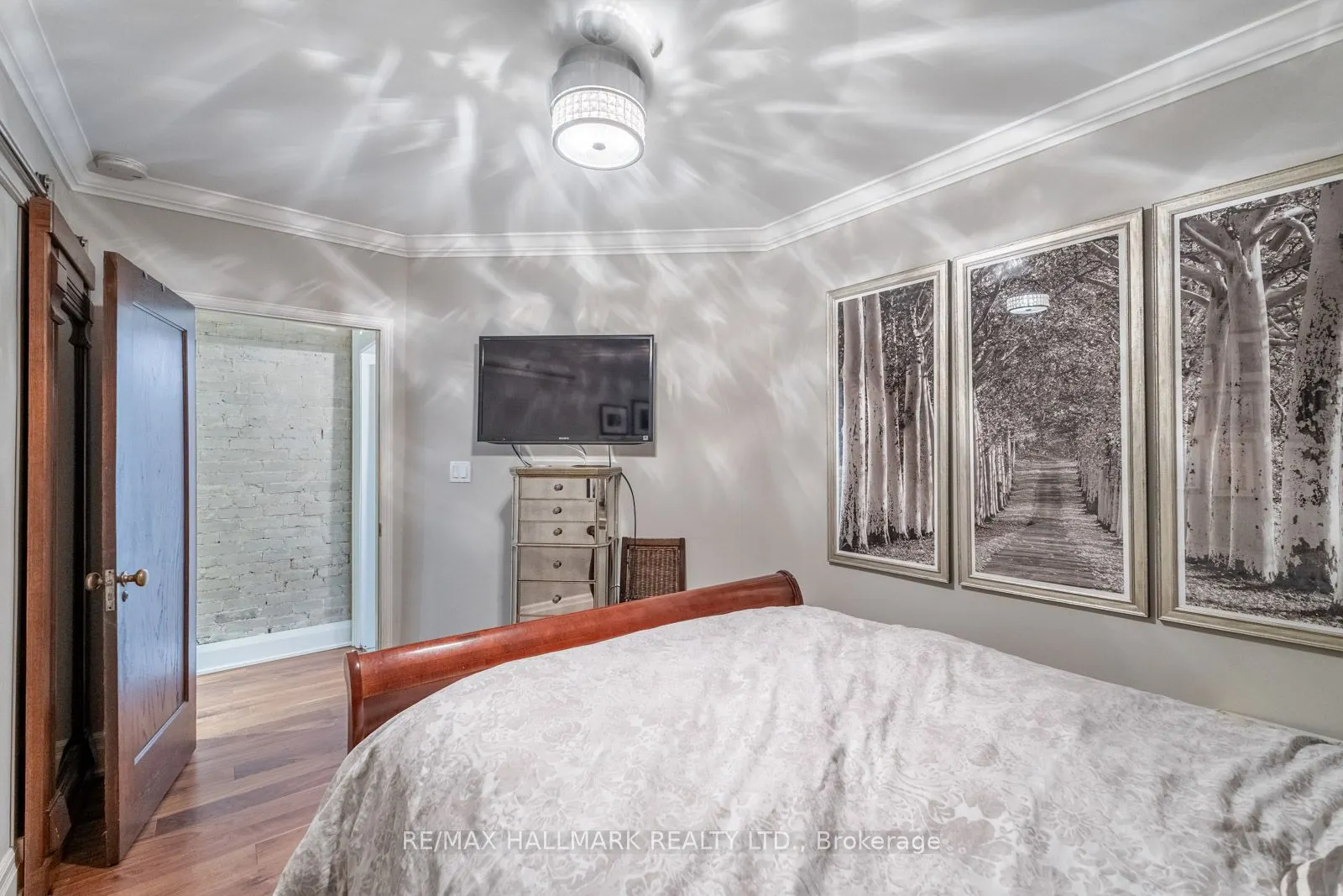 24 Hammersmith Avenue, #Main
