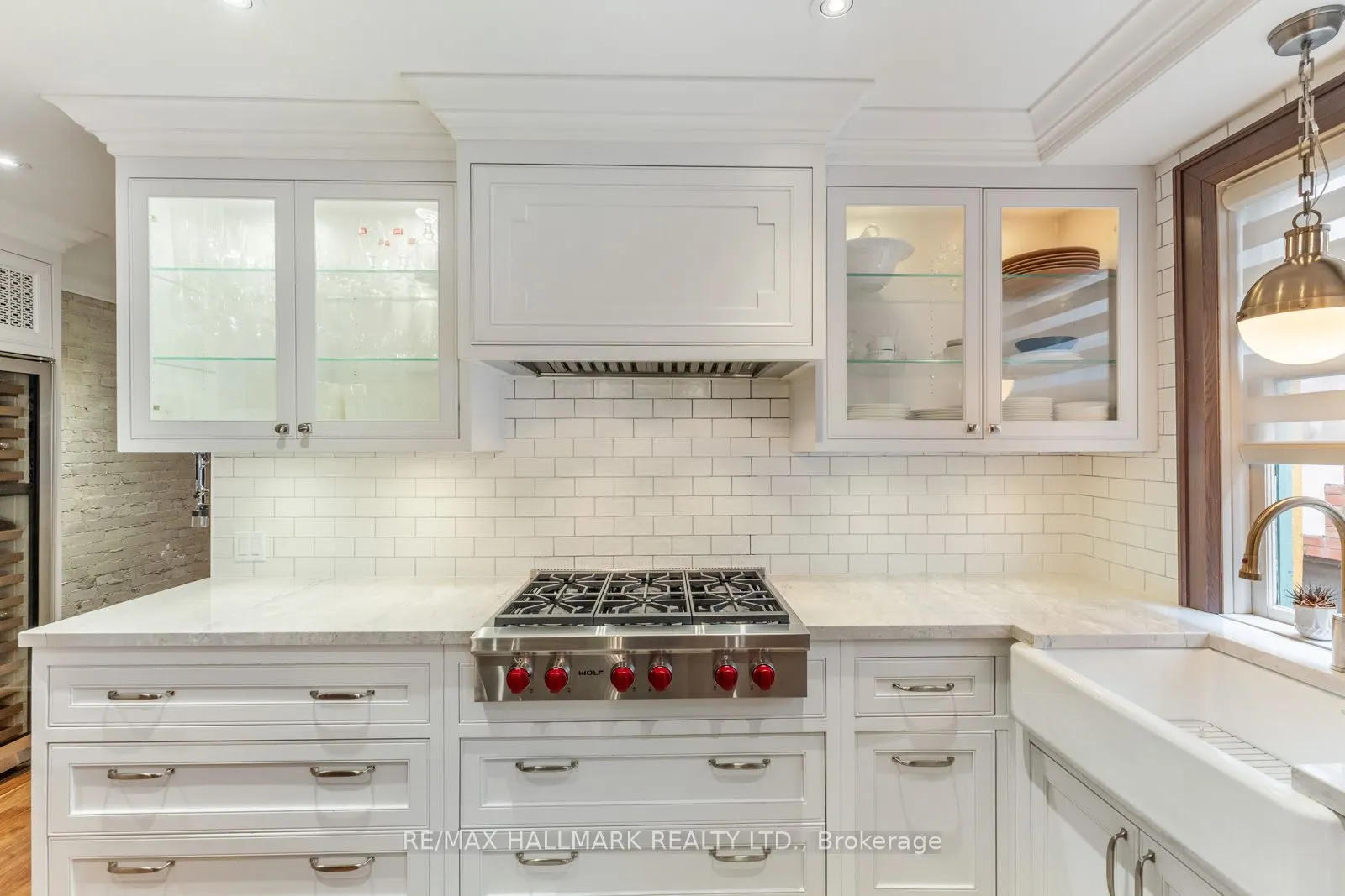 24 Hammersmith Avenue, #Main