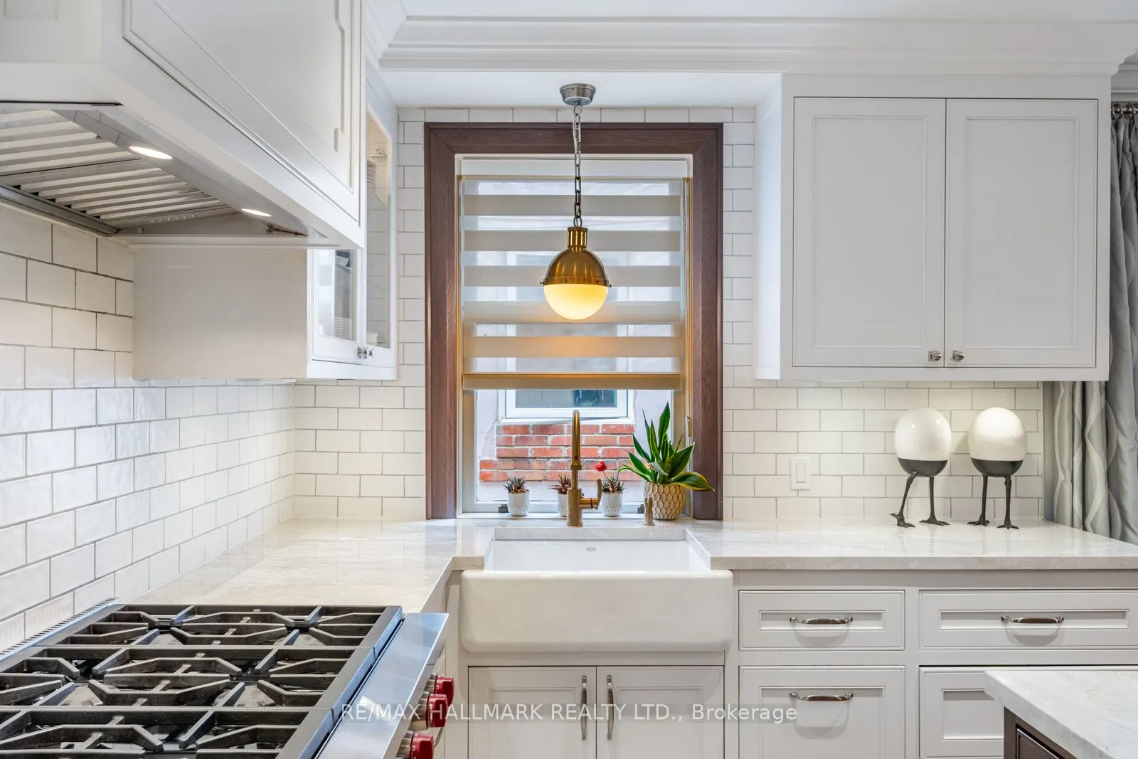 24 Hammersmith Avenue, #Main