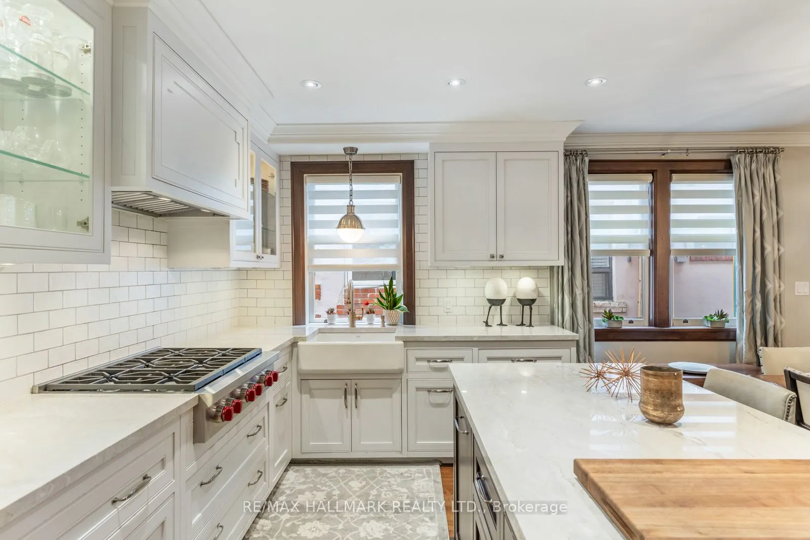 24 Hammersmith Avenue, #Main
